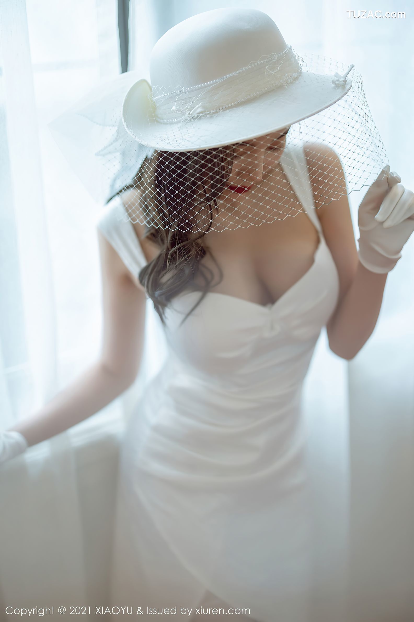 XiaoYu语画界-587-杨晨晨-白月光与朱砂痣主题蕾丝吊带袜-2021.08.06