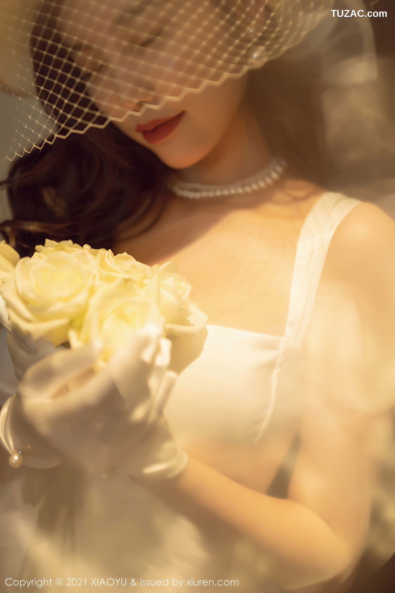 XiaoYu语画界-587-杨晨晨-白月光与朱砂痣主题蕾丝吊带袜-2021.08.06