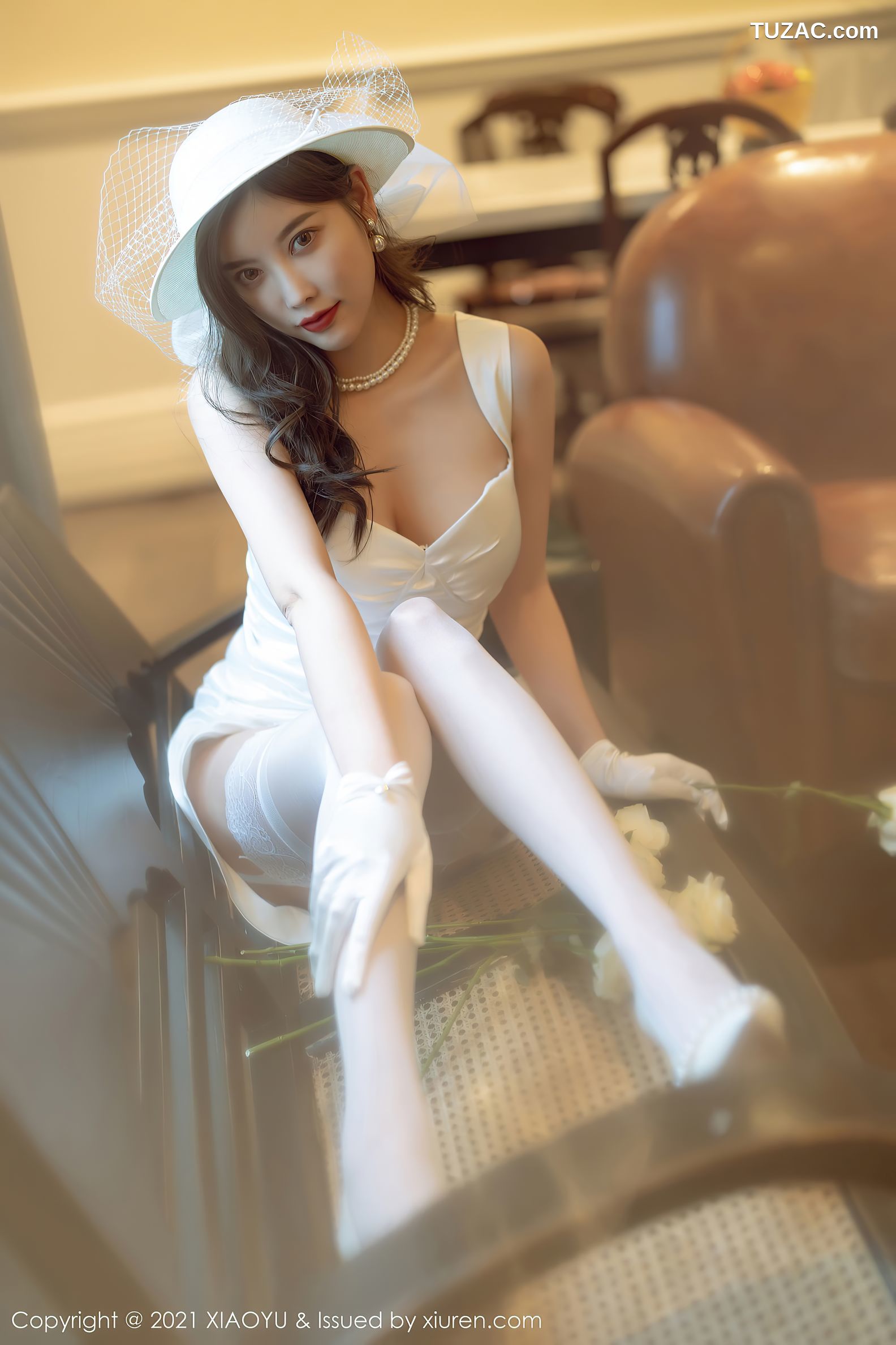 XiaoYu语画界-587-杨晨晨-白月光与朱砂痣主题蕾丝吊带袜-2021.08.06