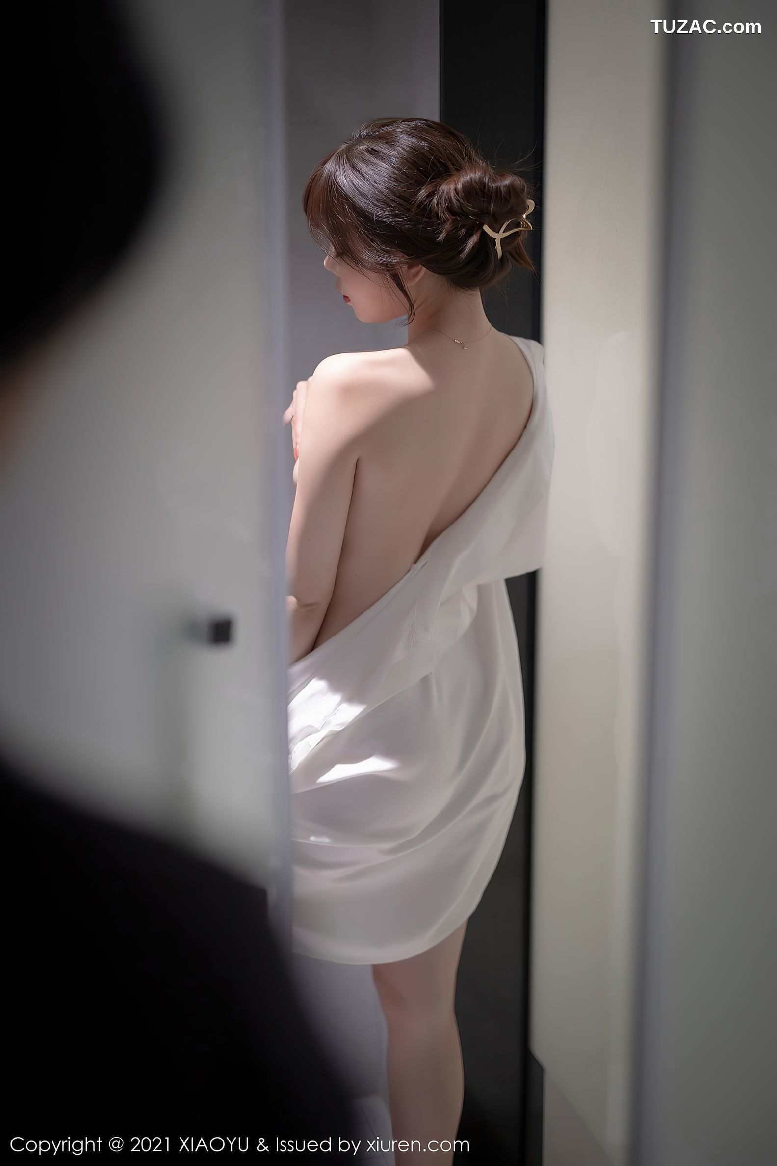 XiaoYu语画界-625-芝芝Booty-性感白衬衫粉色内衣-2021.09.29