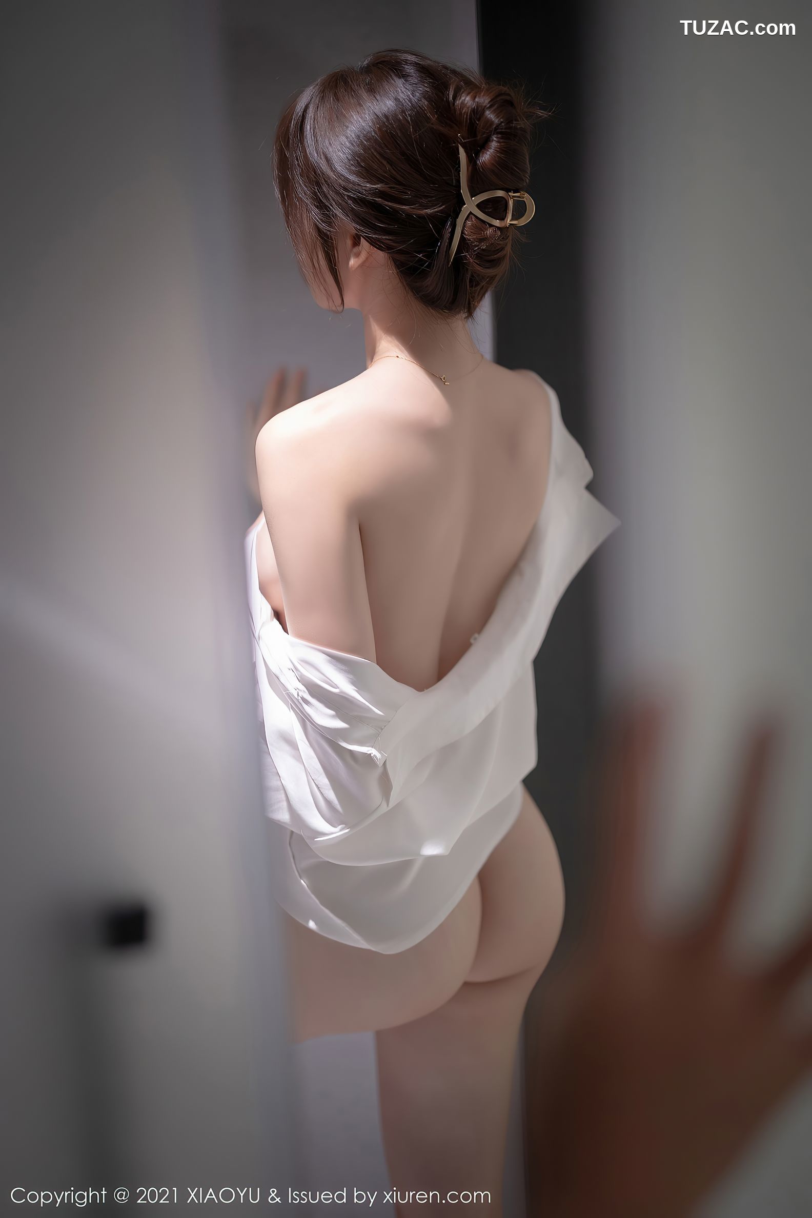 XiaoYu语画界-625-芝芝Booty-性感白衬衫粉色内衣-2021.09.29