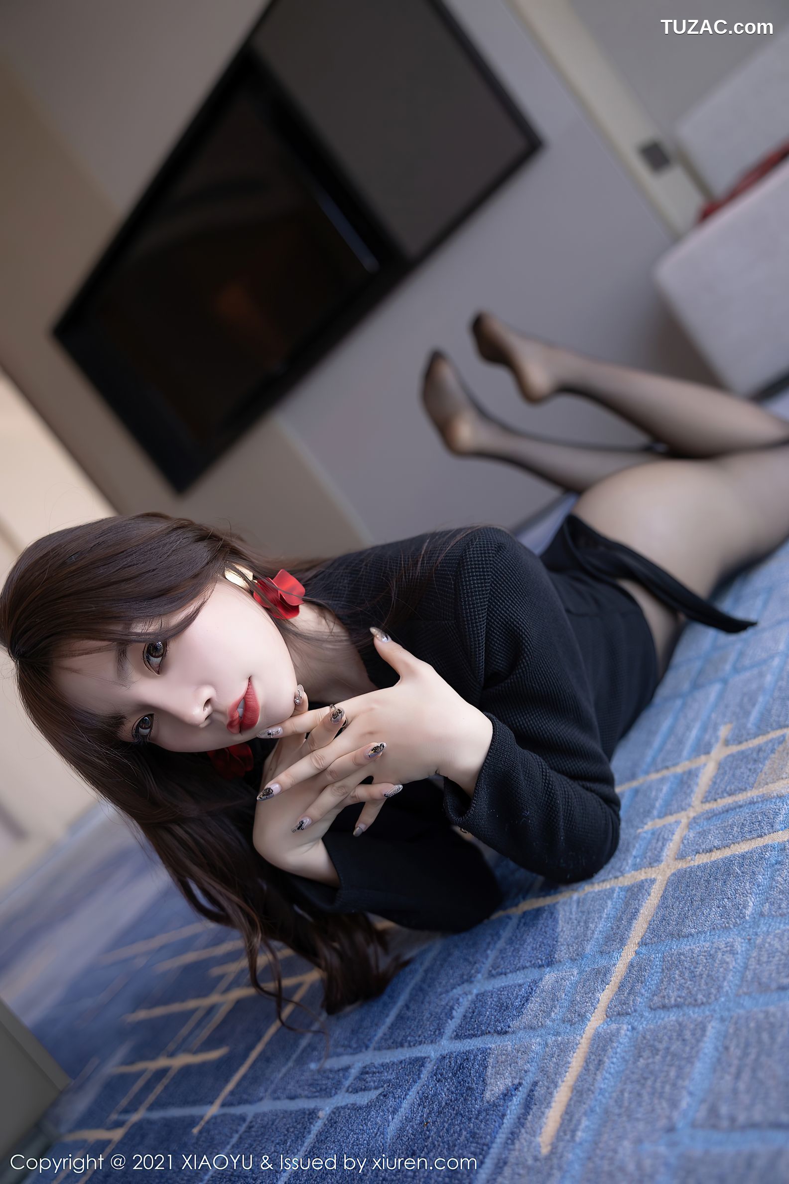 XiaoYu语画界-649-芝芝Booty-性感皮裙下超薄黑丝-2021.11.08