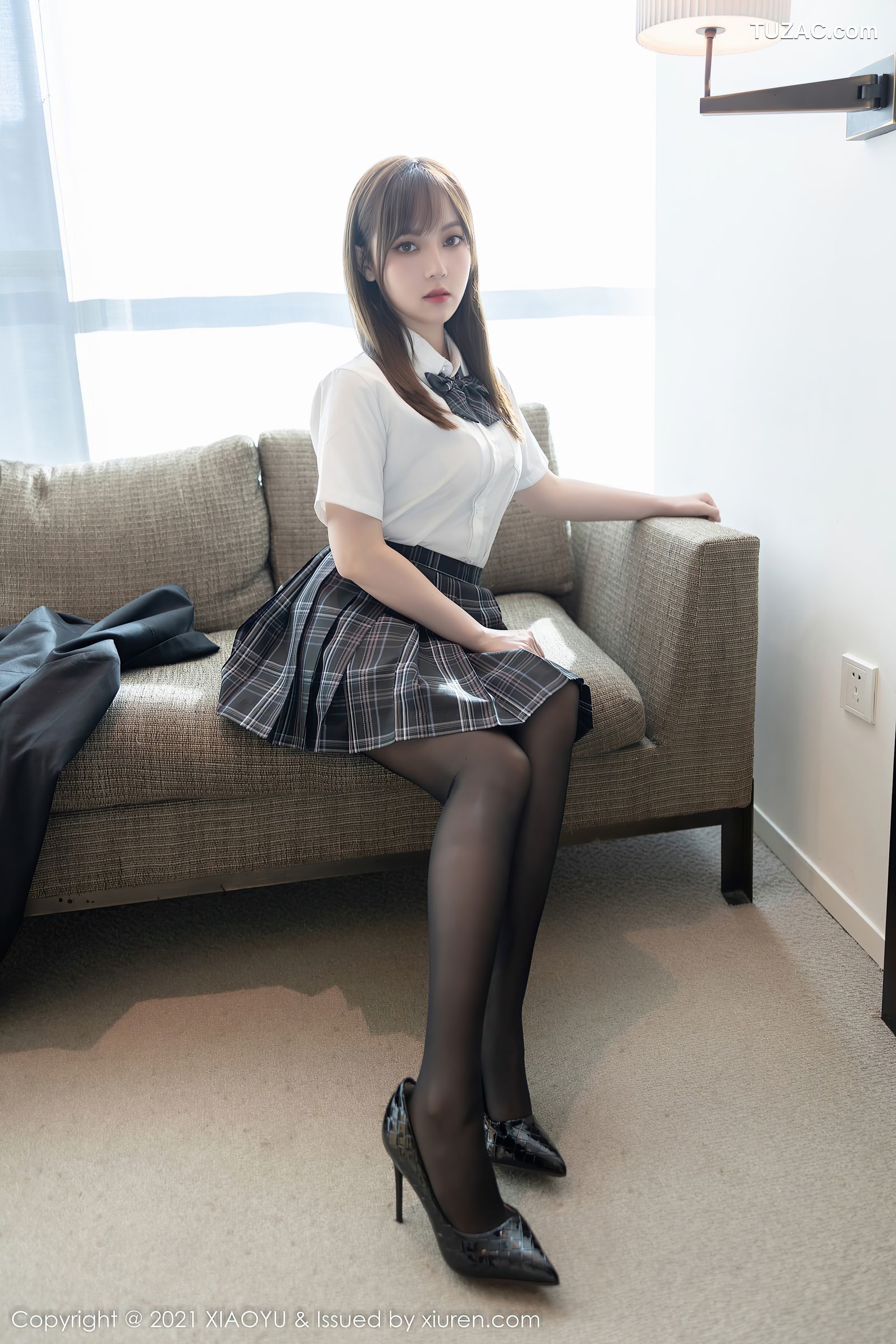 XiaoYu语画界-677-豆瓣酱-学生制服主题性感内衣黑丝-2021.12.16