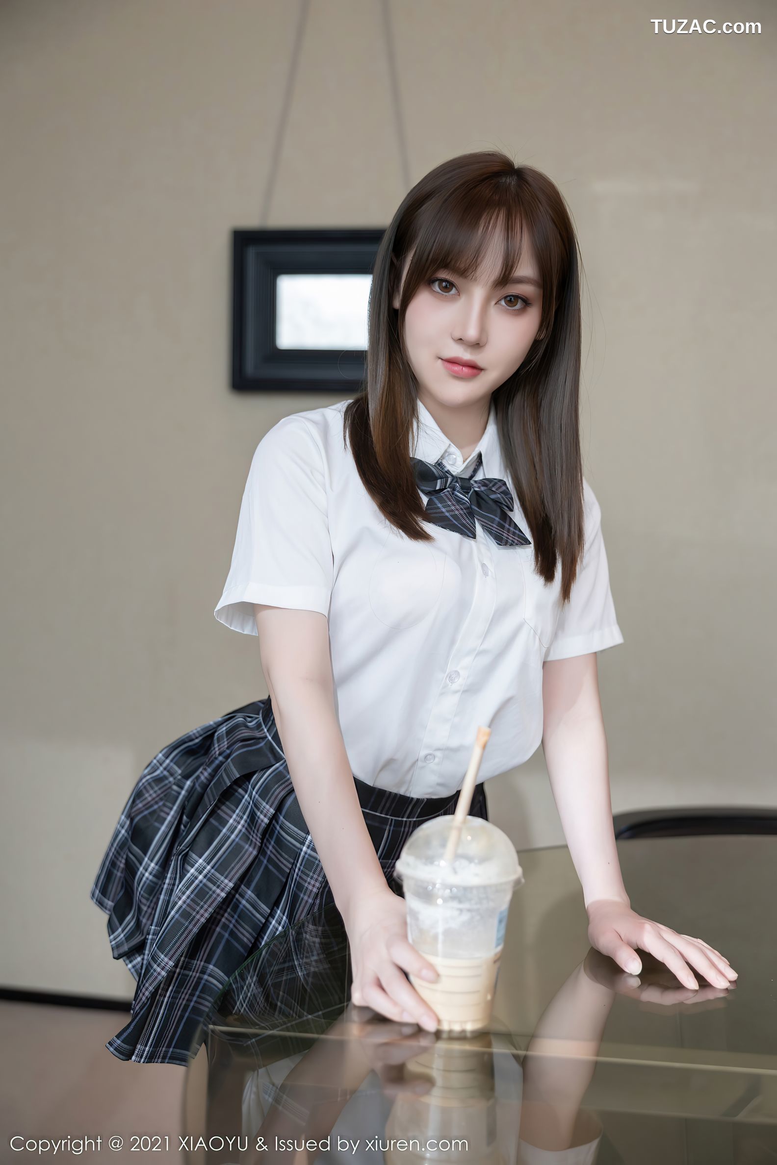 XiaoYu语画界-677-豆瓣酱-学生制服主题性感内衣黑丝-2021.12.16