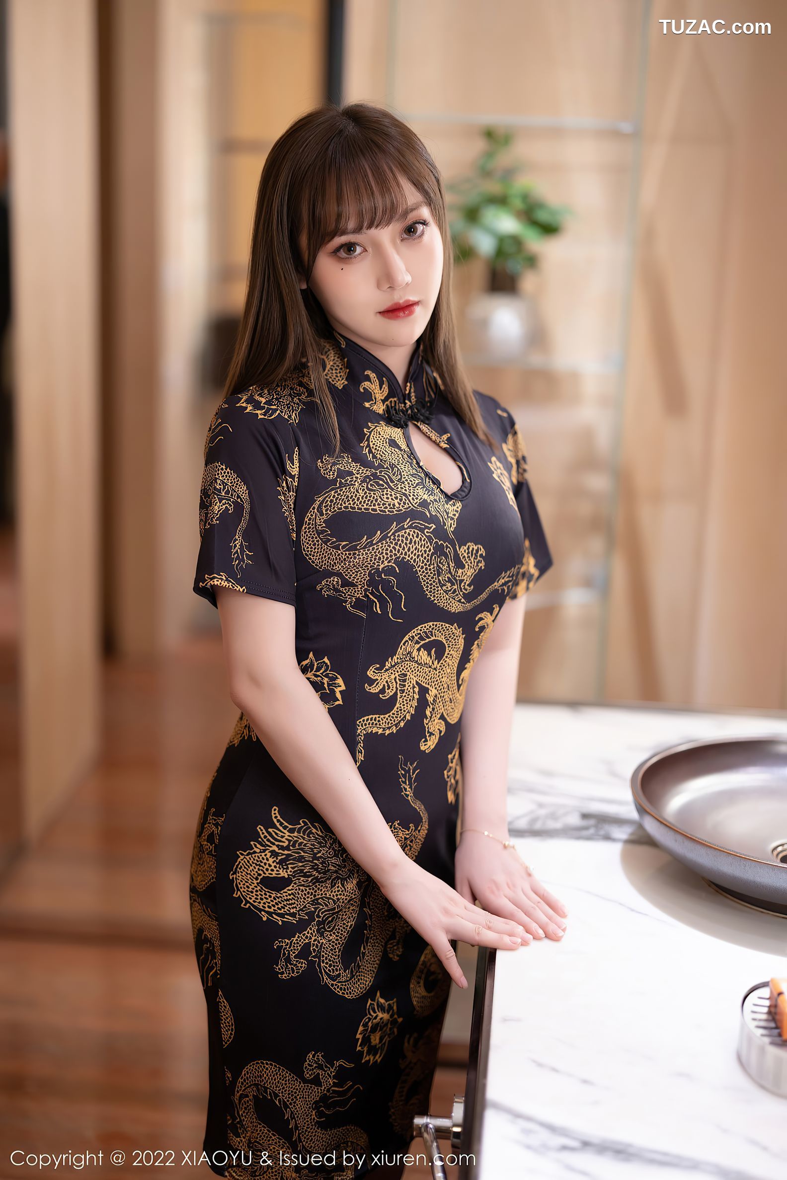 XiaoYu语画界-707-豆瓣酱-深色旗袍原色丝袜-2022.01.28
