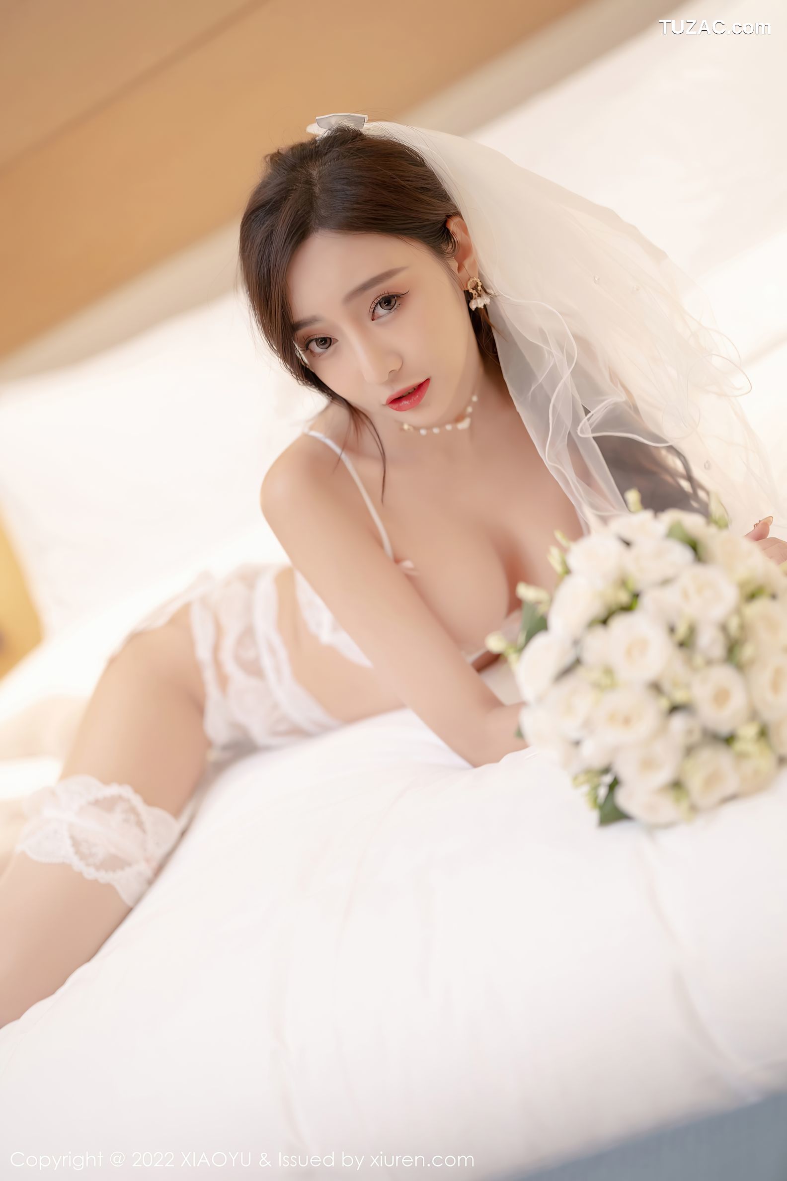 XiaoYu语画界-733-王馨瑶-惠州旅拍白婚纱礼裙白色蕾丝内衣-2022.03.10