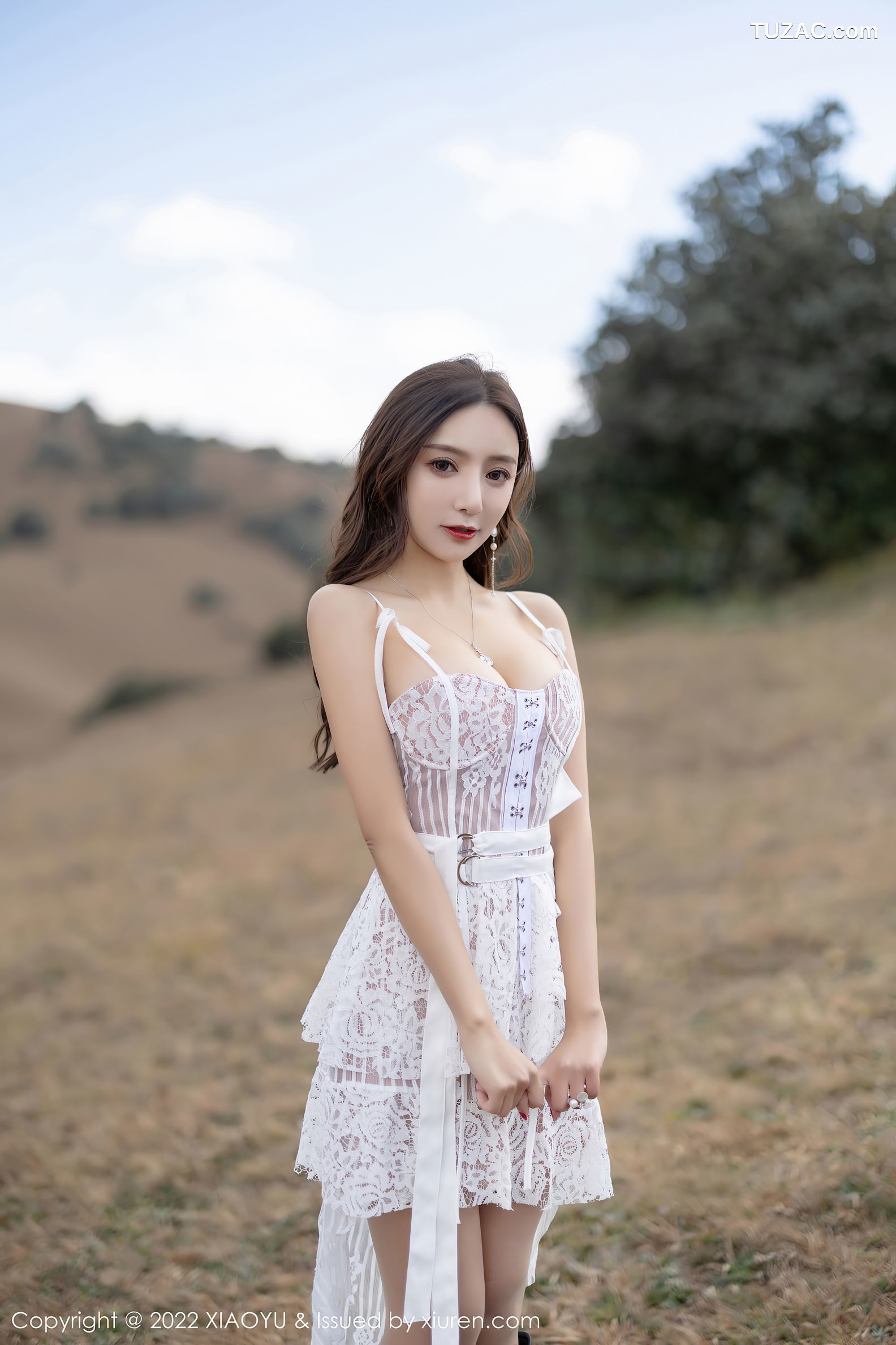 XiaoYu语画界-754-王馨瑶-云南心愿旅拍粉色华衣裹身-2022.04.11