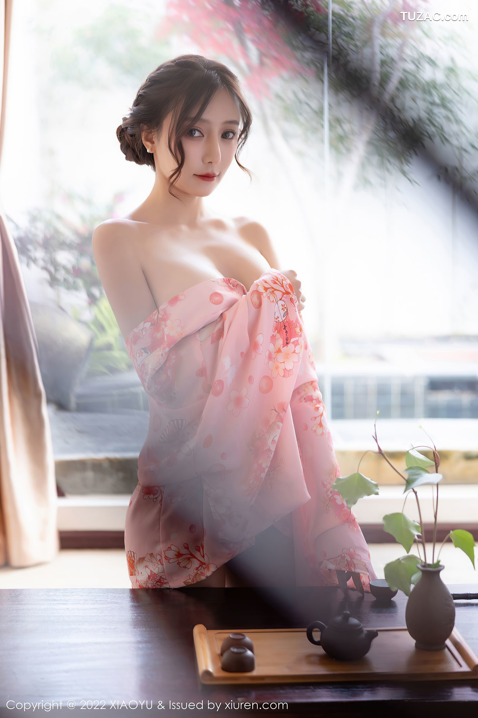 XiaoYu语画界-754-王馨瑶-云南心愿旅拍粉色华衣裹身-2022.04.11