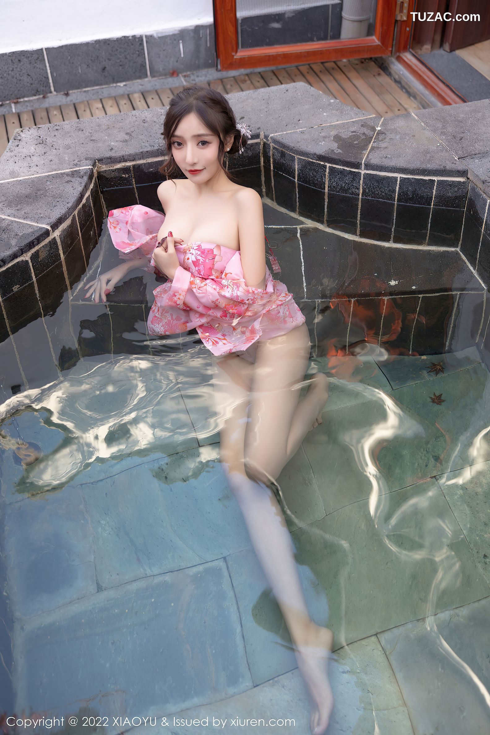 XiaoYu语画界-754-王馨瑶-云南心愿旅拍粉色华衣裹身-2022.04.11