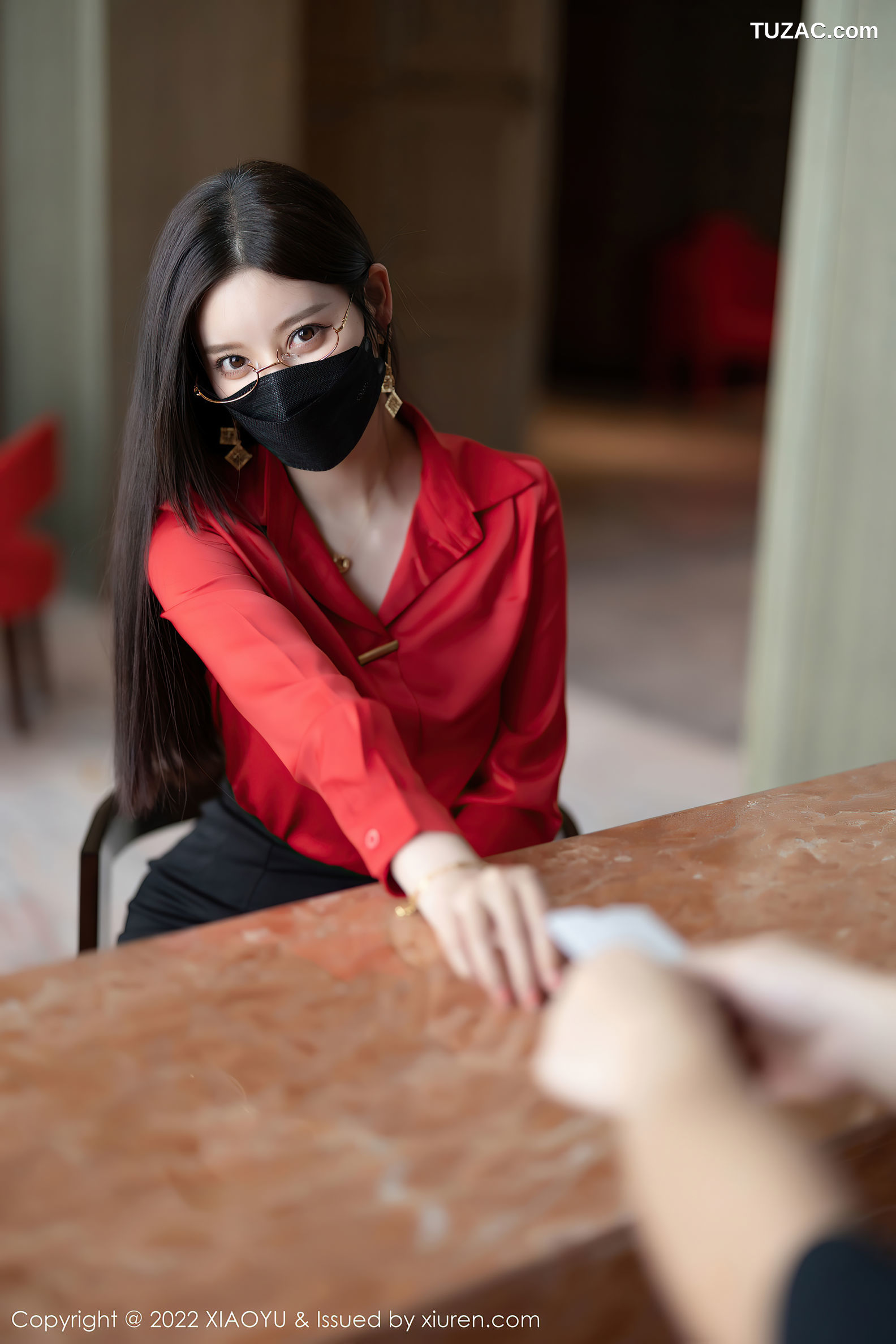 XiaoYu语画界-801-杨晨晨Yome-红衬衫黑短裙黑丝-2022.06.17