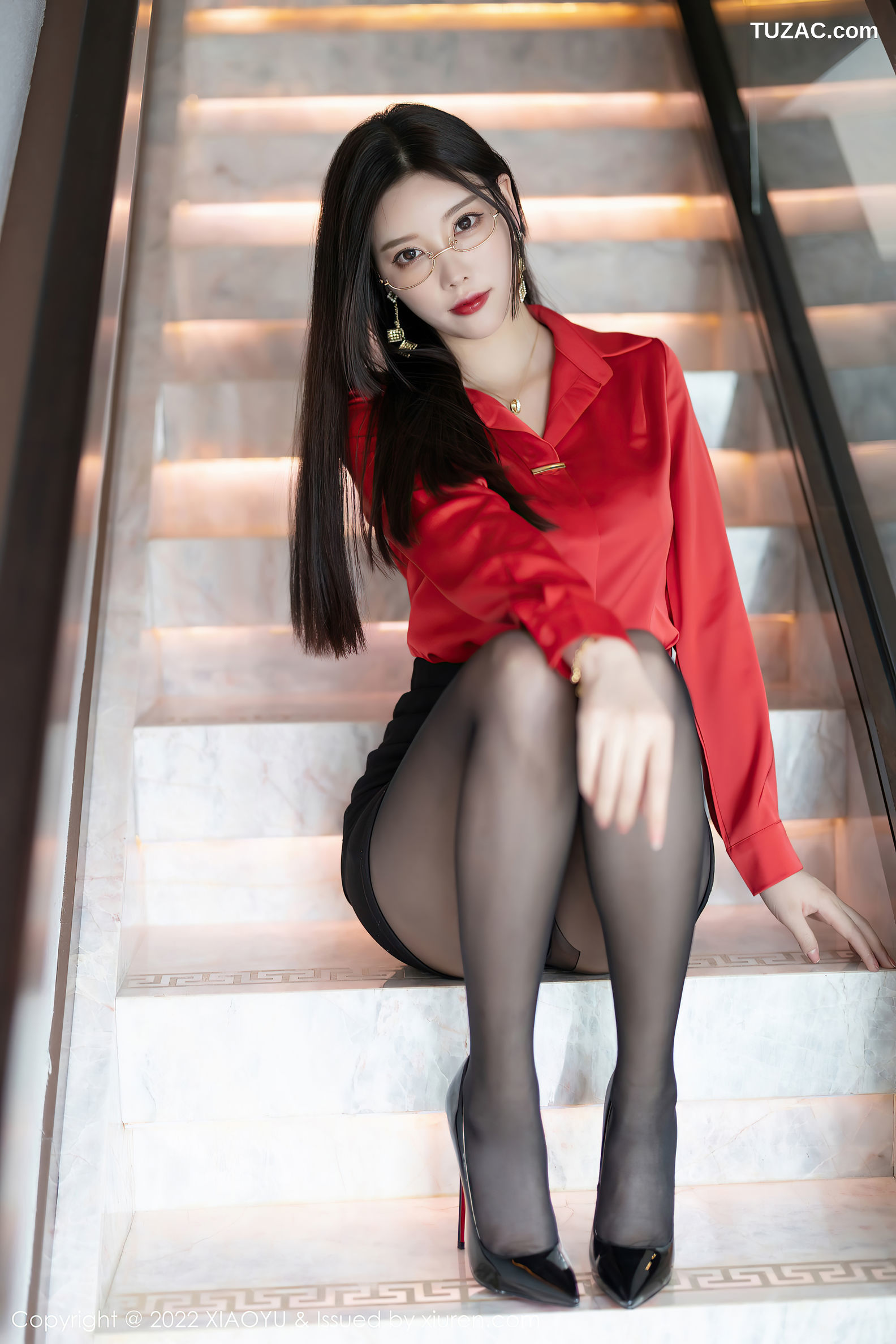 XiaoYu语画界-801-杨晨晨Yome-红衬衫黑短裙黑丝-2022.06.17