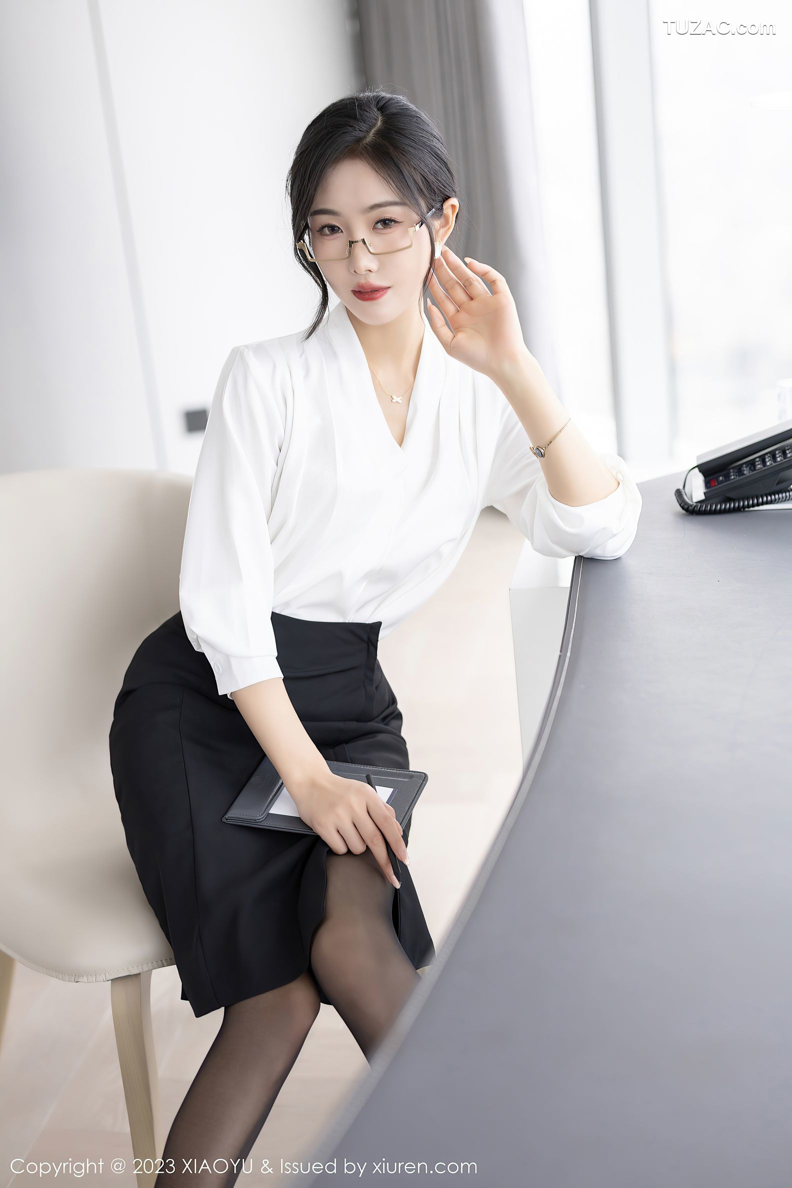 XiaoYu语画界-1005-苏苏阿-白衬衫黑裙职业装白蕾丝内衣黑丝-2023.04.12