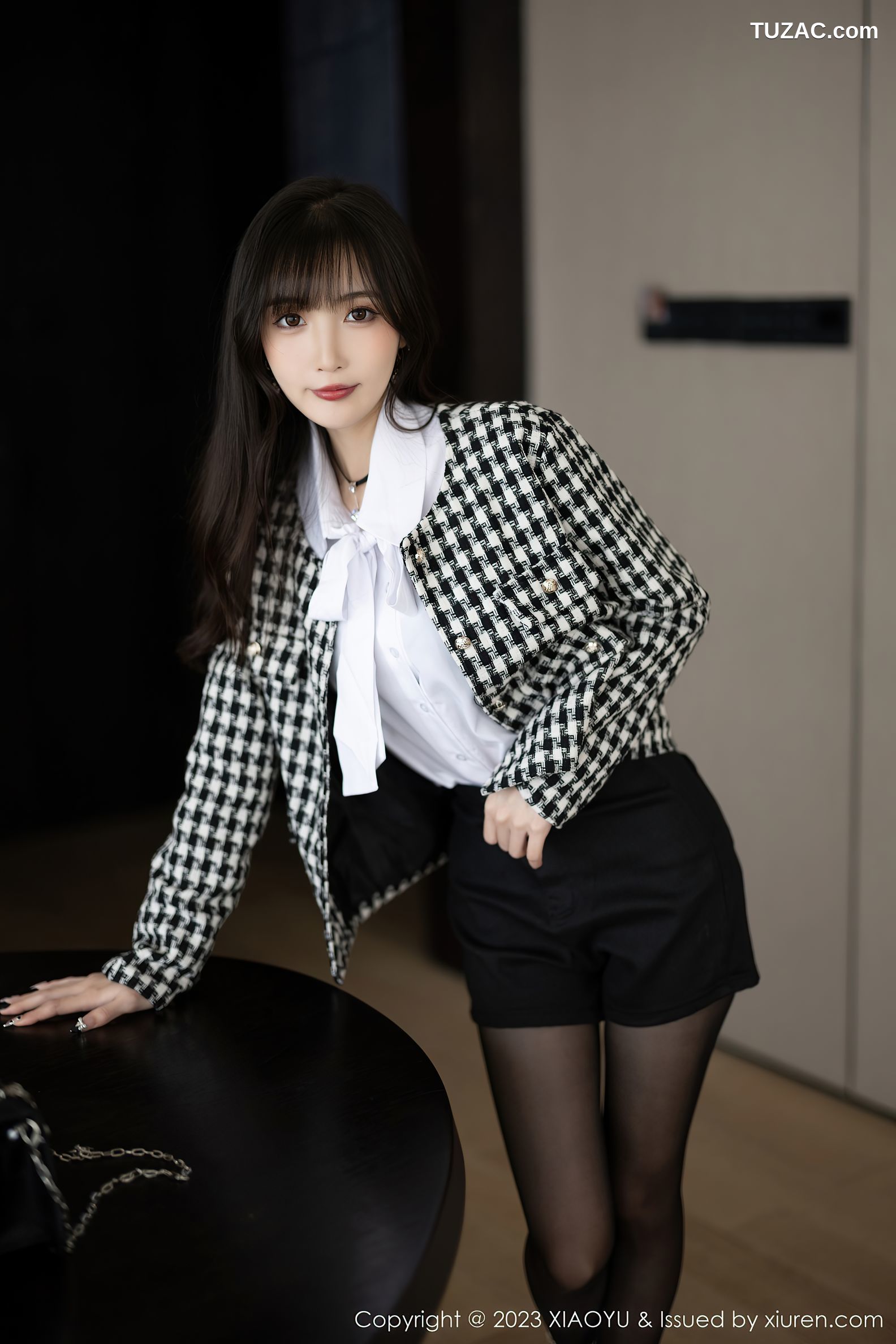 XiaoYu语画界-1020-林星阑-黑白格上衣黑短裤白衬衫黑丝-2023.05.05