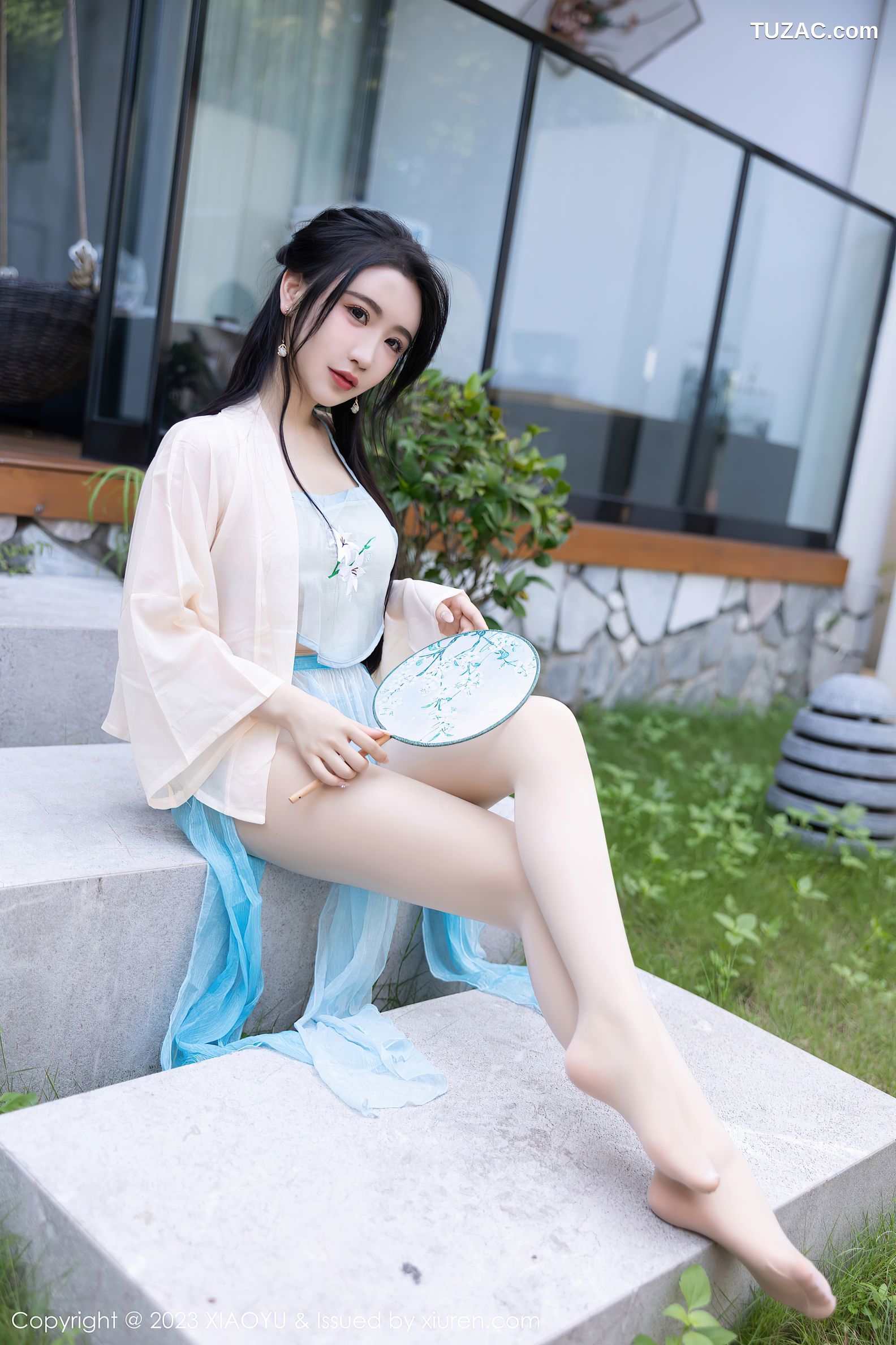 XiaoYu语画界-1057-Cherry樱桃酱-杭州旅拍-古风淡蓝纱肚兜-2023.06.27