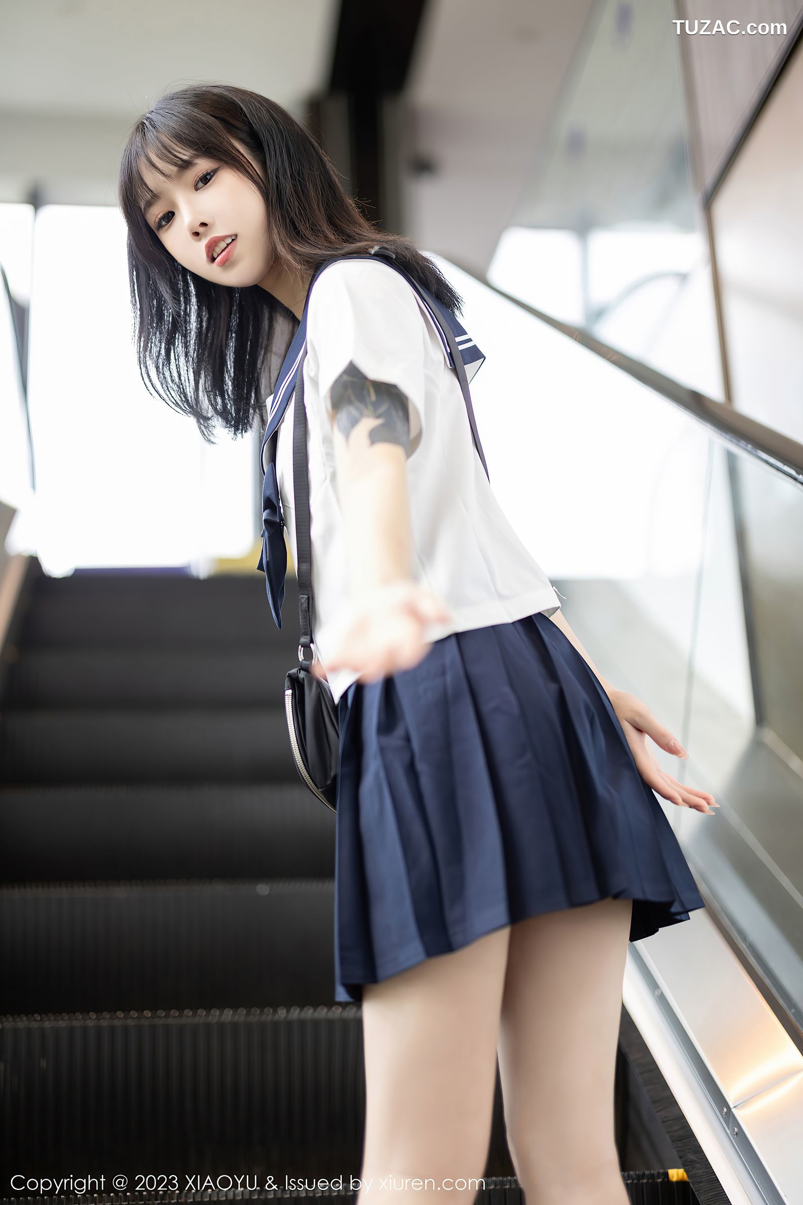 XiaoYu语画界-1087-奶瓶-水手服短裙学生装白色内衣-2023.08.08