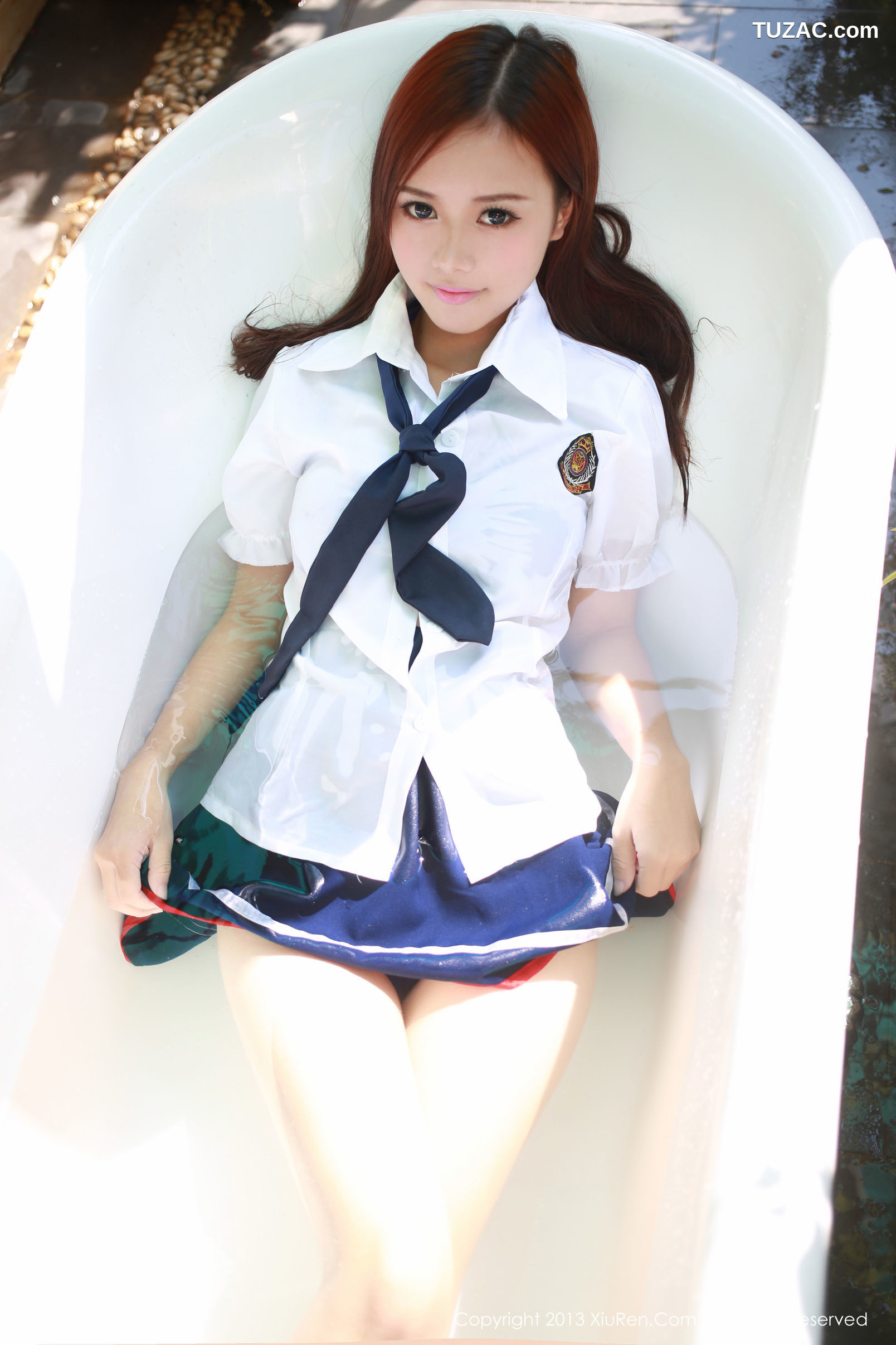 XiuRen秀人网-014-Toro羽住-《美媛馆邻家女神》-2013.09.22