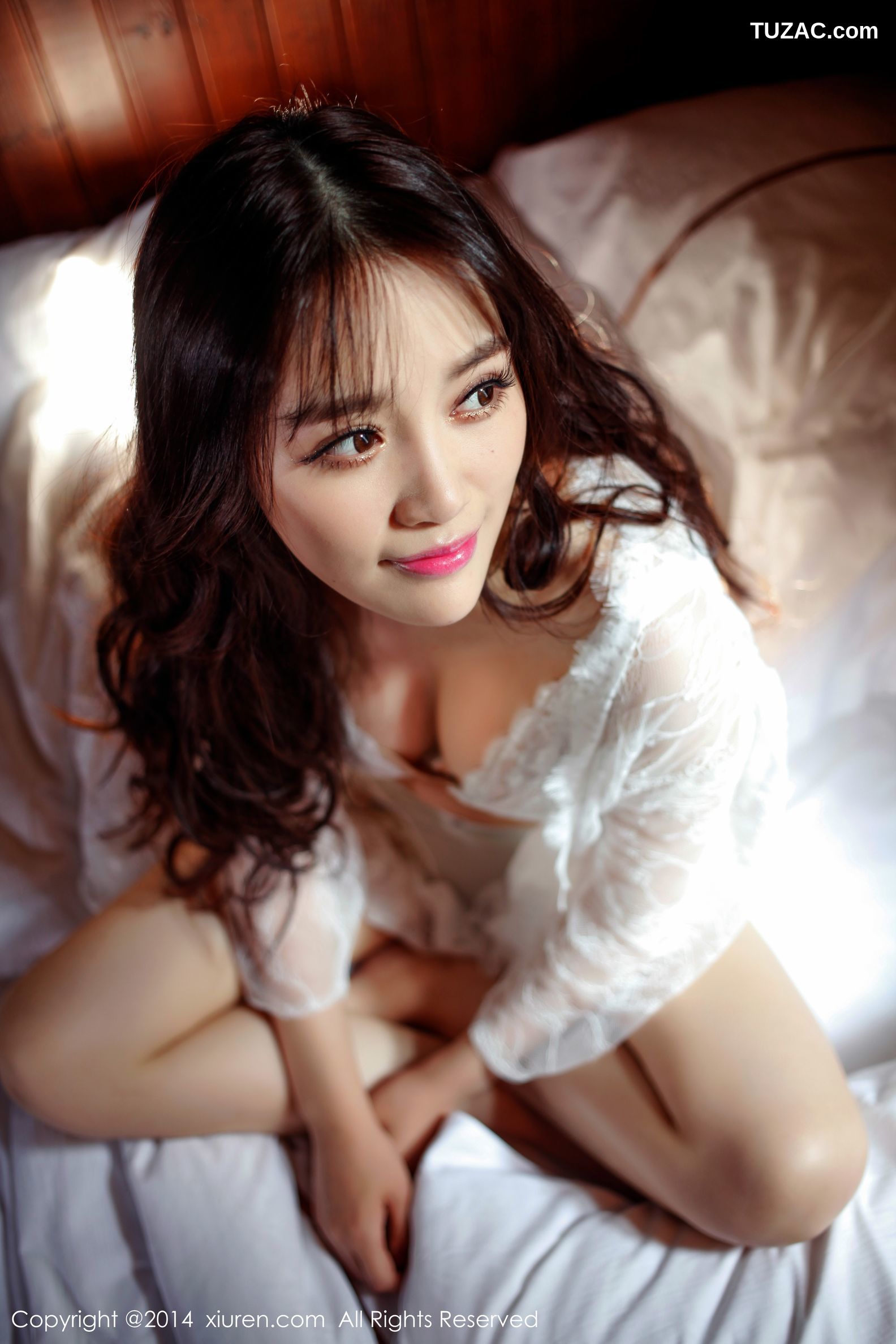 XiuRen秀人网-225-高溜Milkcat-《蕾丝-运动装》-2014.10.16