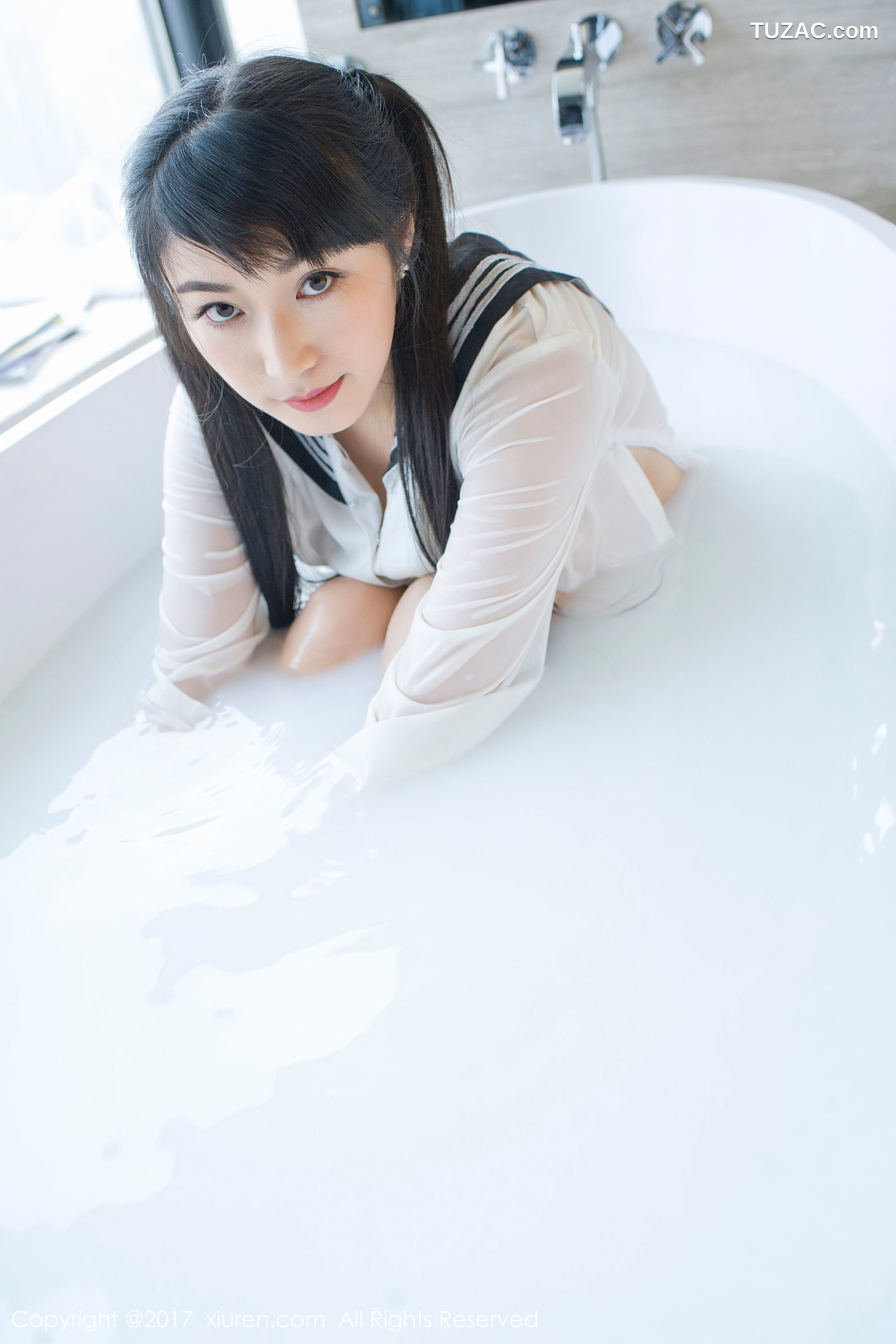 XiuRen秀人网-853-盼盼龙女Sunny-《牛奶浴学生装-透明学生装-黑色乳贴》-2017.11.23