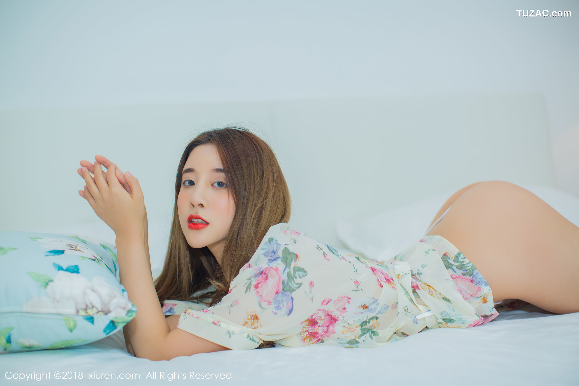 XiuRen秀人网-907-模特-《室内私房两套服饰》-2018.01.24