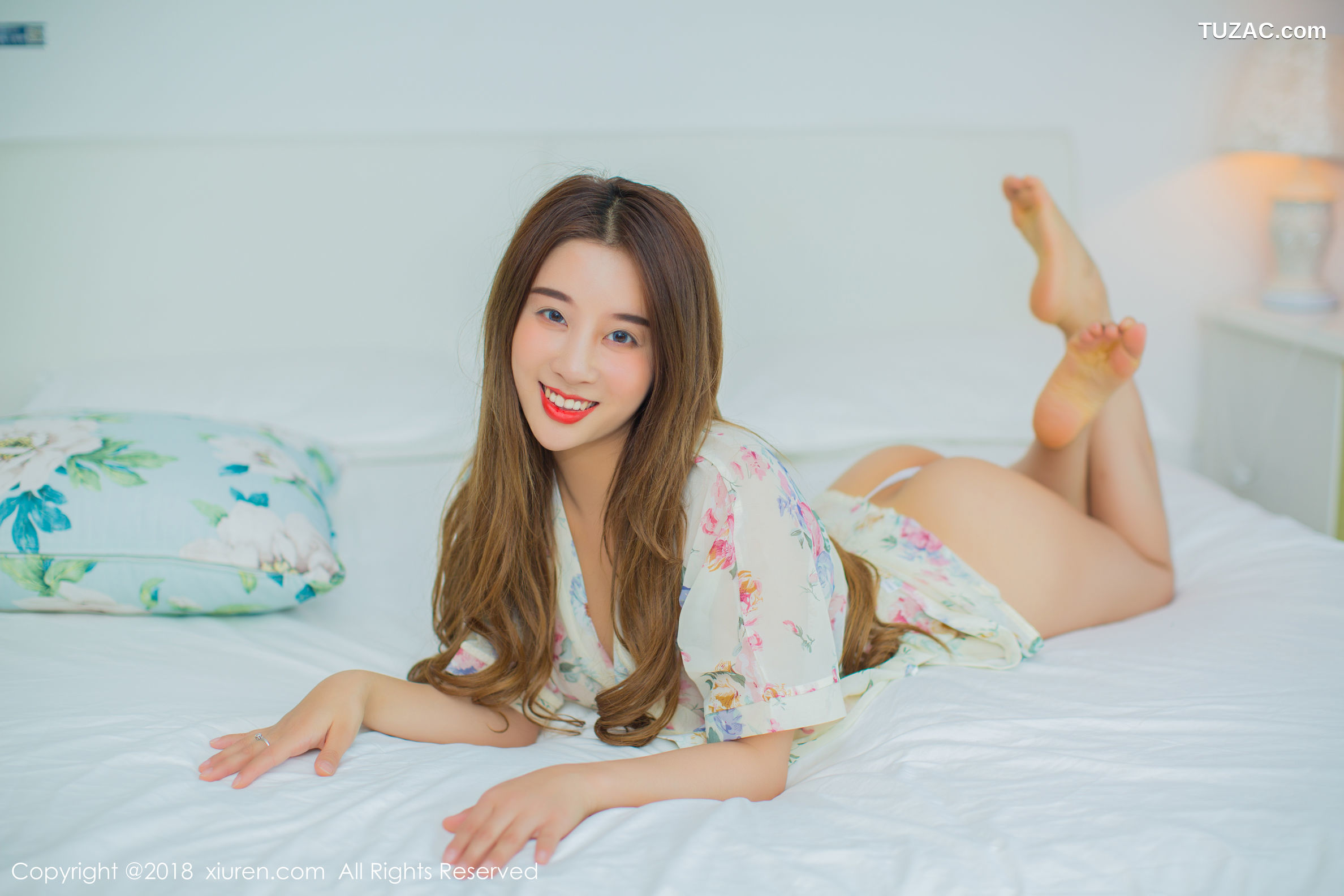 XiuRen秀人网-907-模特-《室内私房两套服饰》-2018.01.24