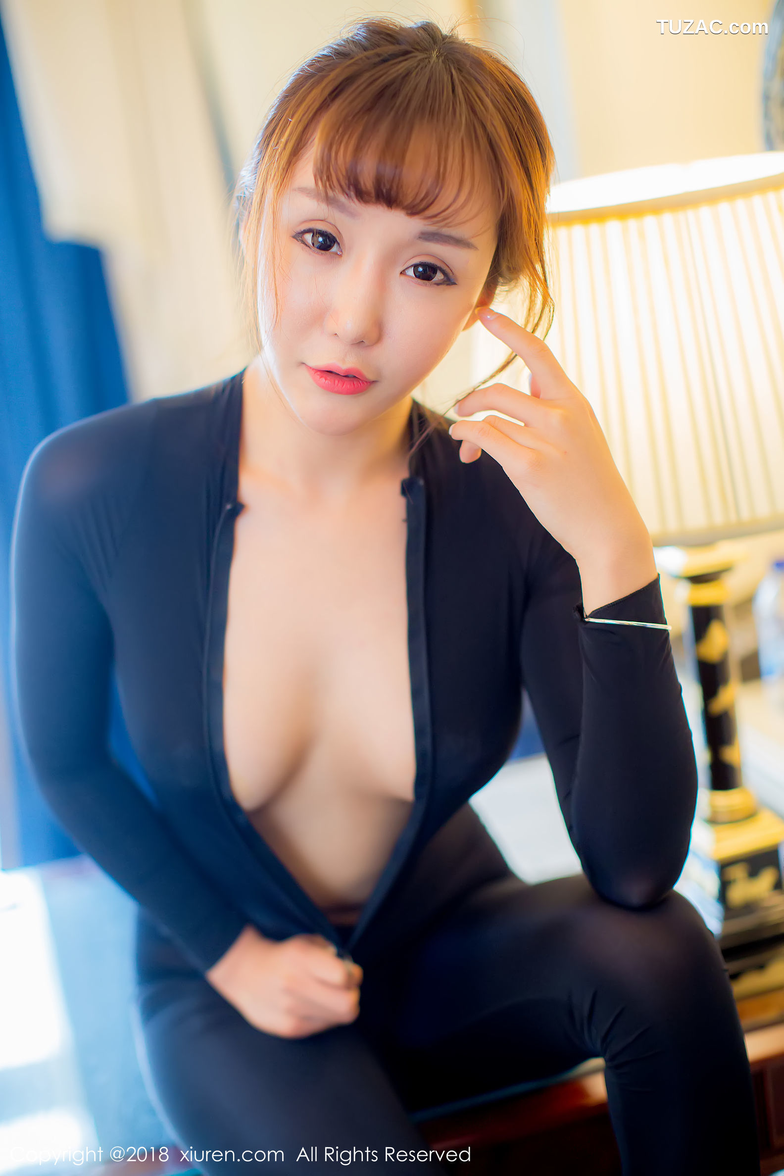 XiuRen秀人网-979-顾灿-《紧身衣-浴室湿身》-2018.04.12