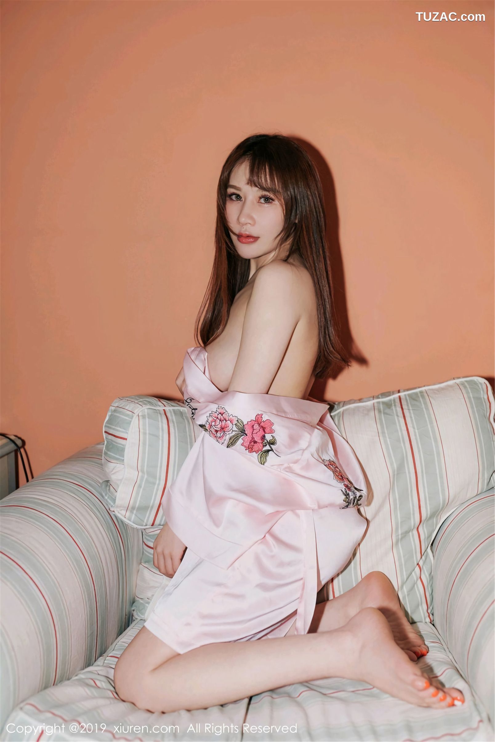 XiuRen秀人网-1422-苏可Er-《古风内衣与蕾丝制服女仆》-2019.04.28