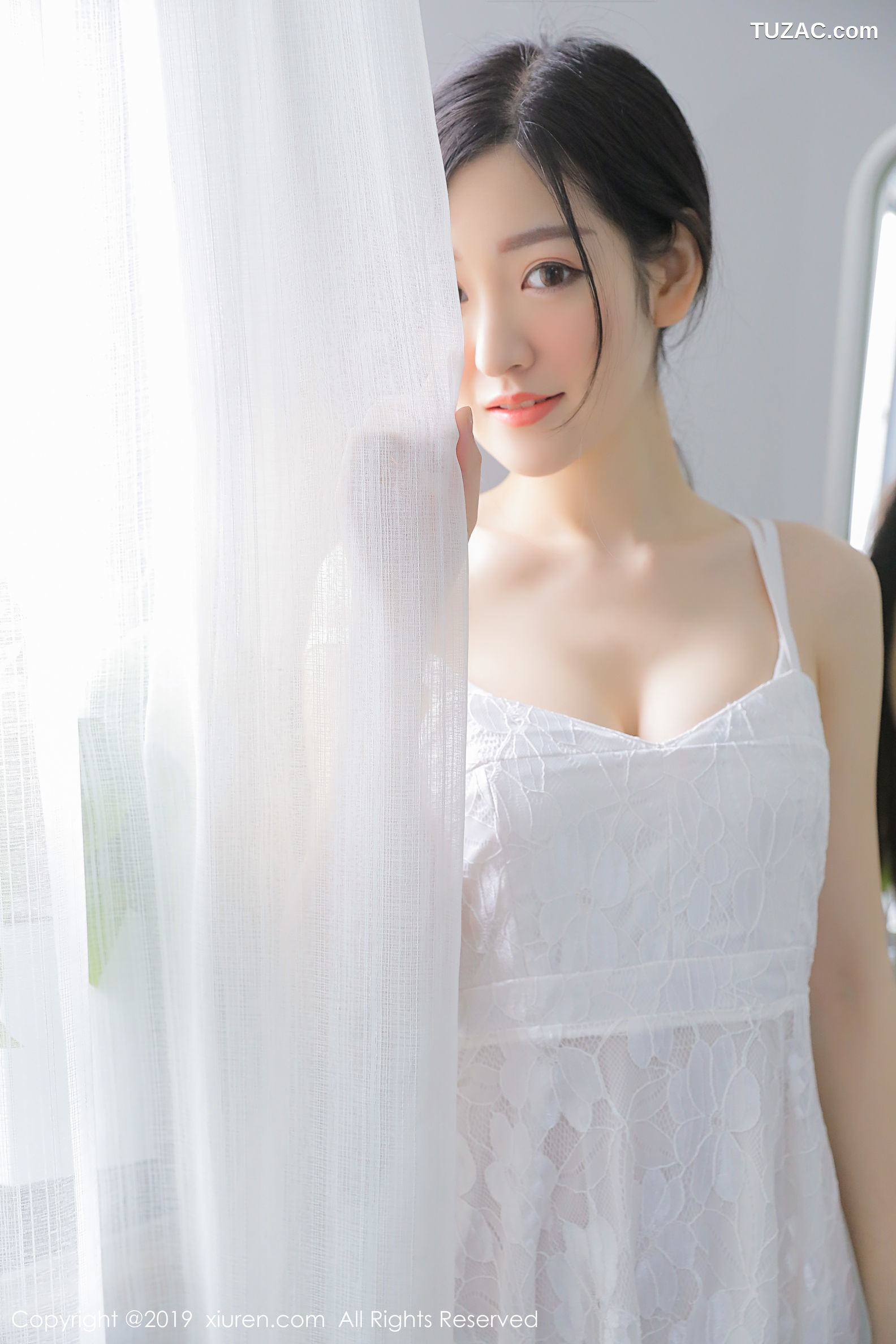 XiuRen秀人网-1520-沈梦瑶-《朦胧唯美且不失娇媚诱惑的柔情》-2019.06.27