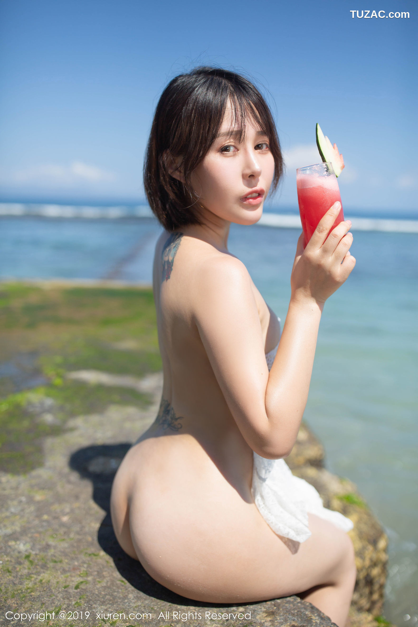 XiuRen秀人网-1612-艾莉-《性感激凸内衣与真空婚纱诱惑系列》-2019.08.12