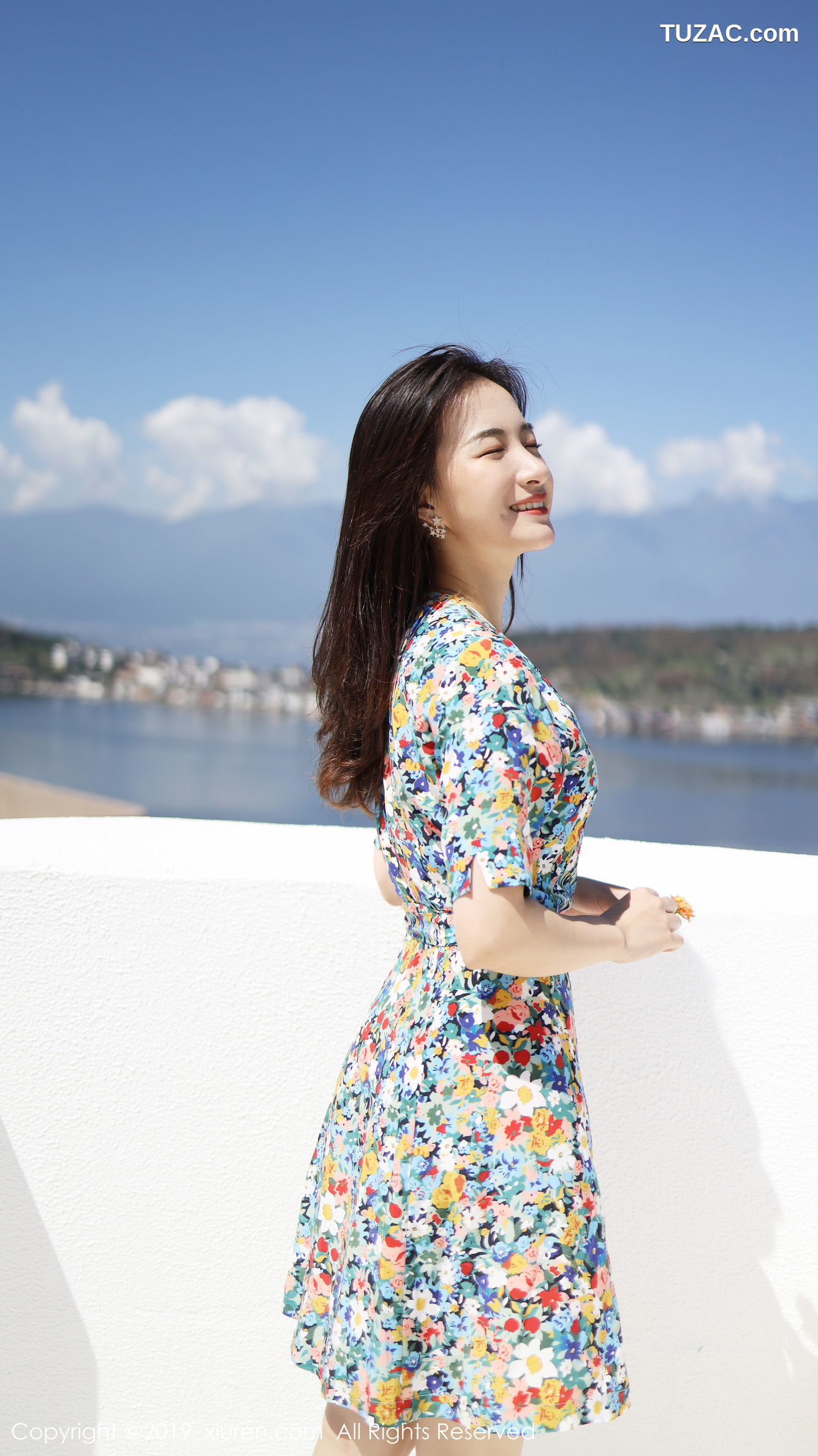 XiuRen秀人网-1641-艺儿伢哟-《气质新人模特》-2019.08.23