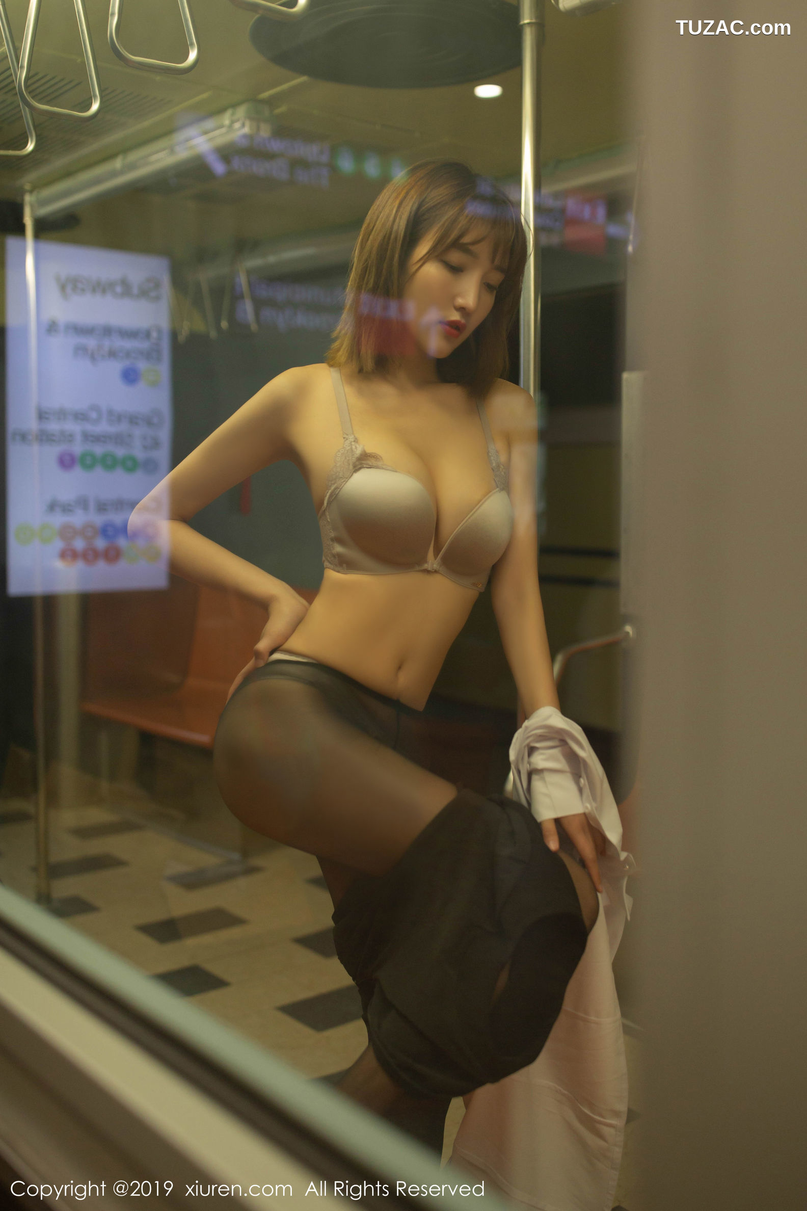 XiuRen秀人网-1890-陆萱萱-《地铁通勤》-2019.12.29