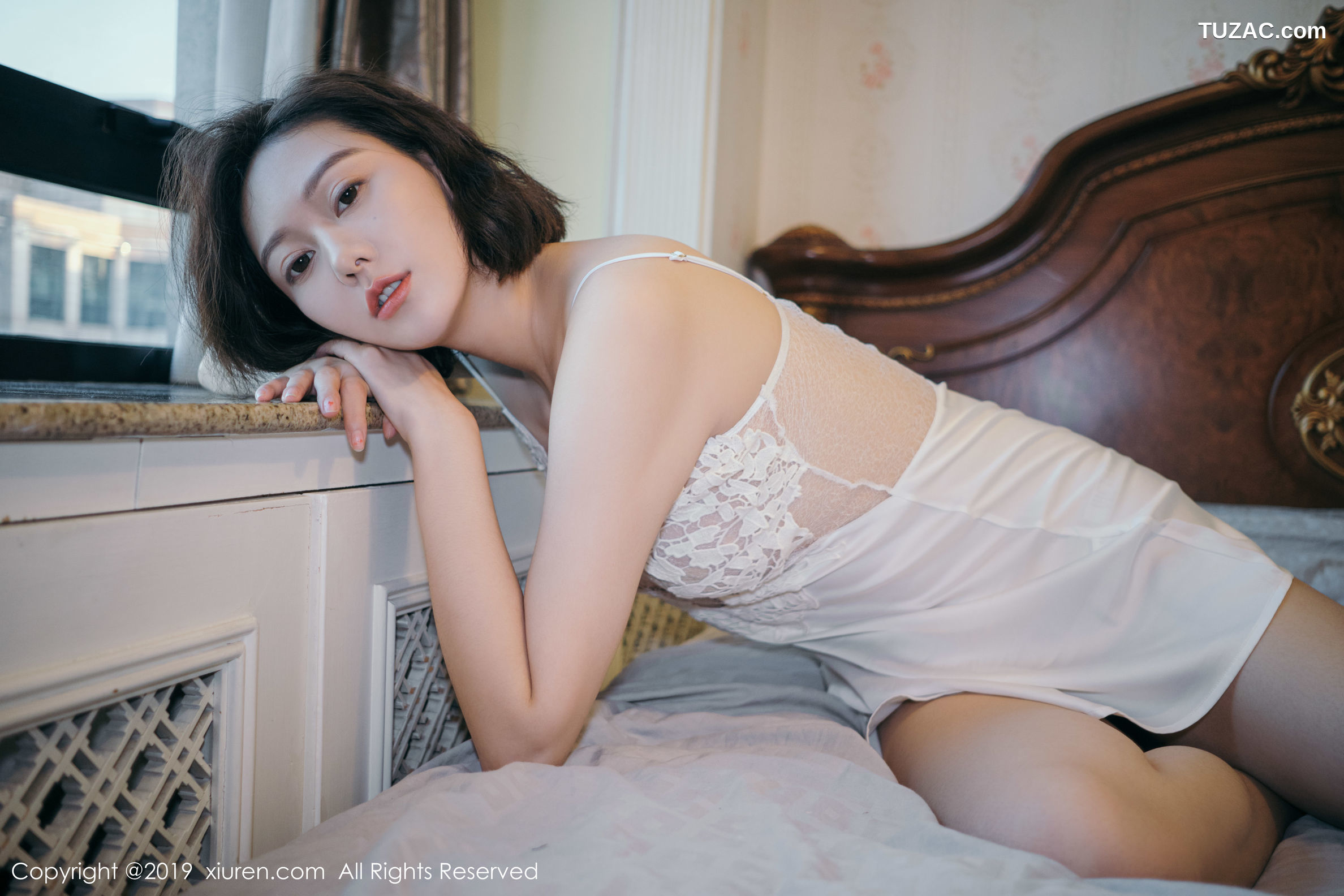 XiuRen秀人网-1891-艺轩-《体态婀娜气质袅袅》-2019.12.30