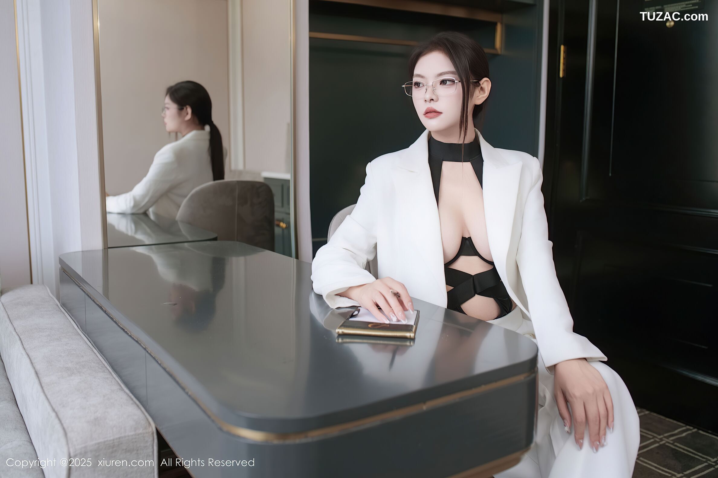 XiuRen秀人网-10464-冬安-OL白色西服套装黑绑带情趣内衣-2025.06.26