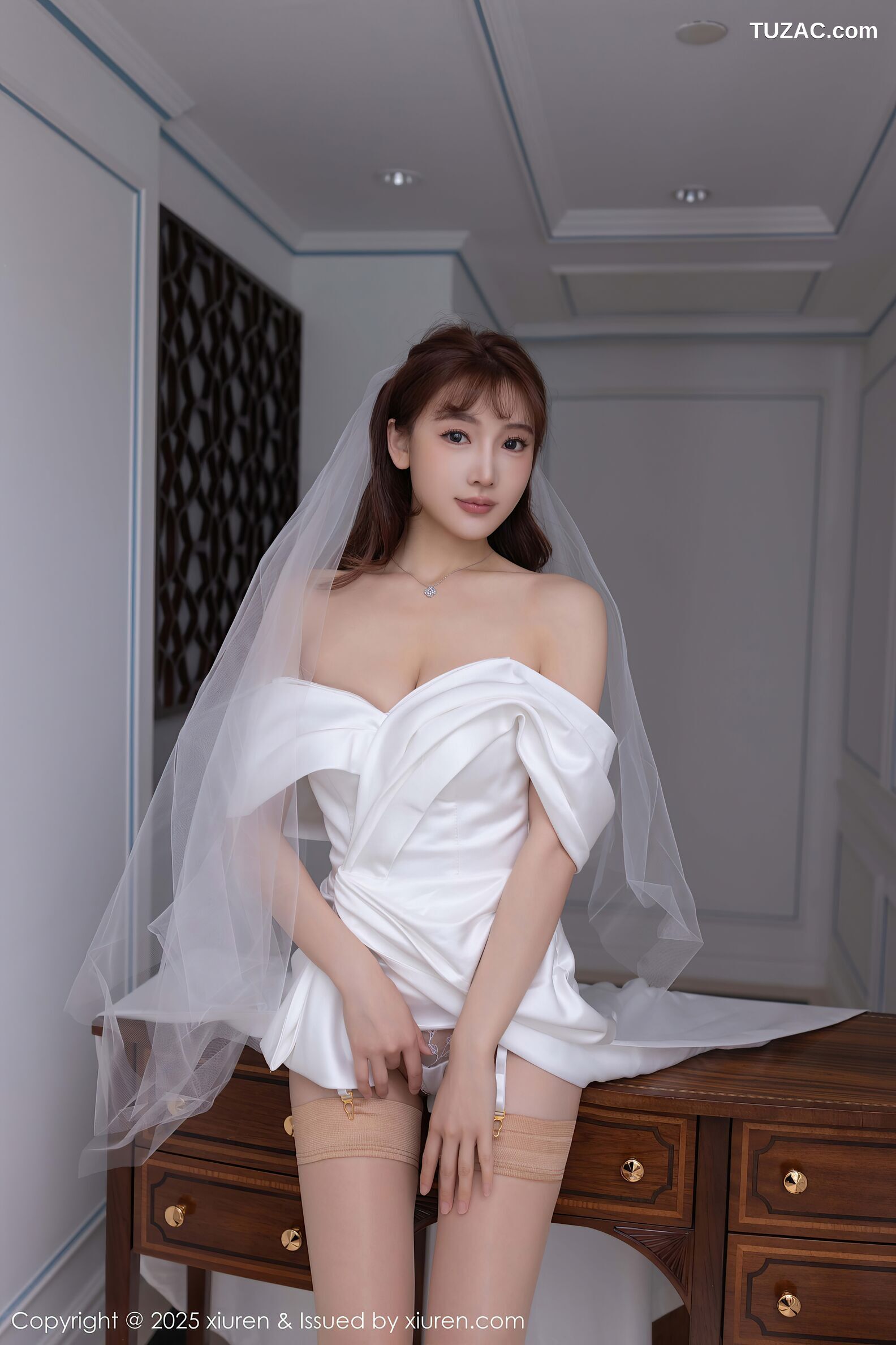 XiuRen秀人网-10535-陆萱萱-白色蕾丝情趣婚纱-2025.07.10