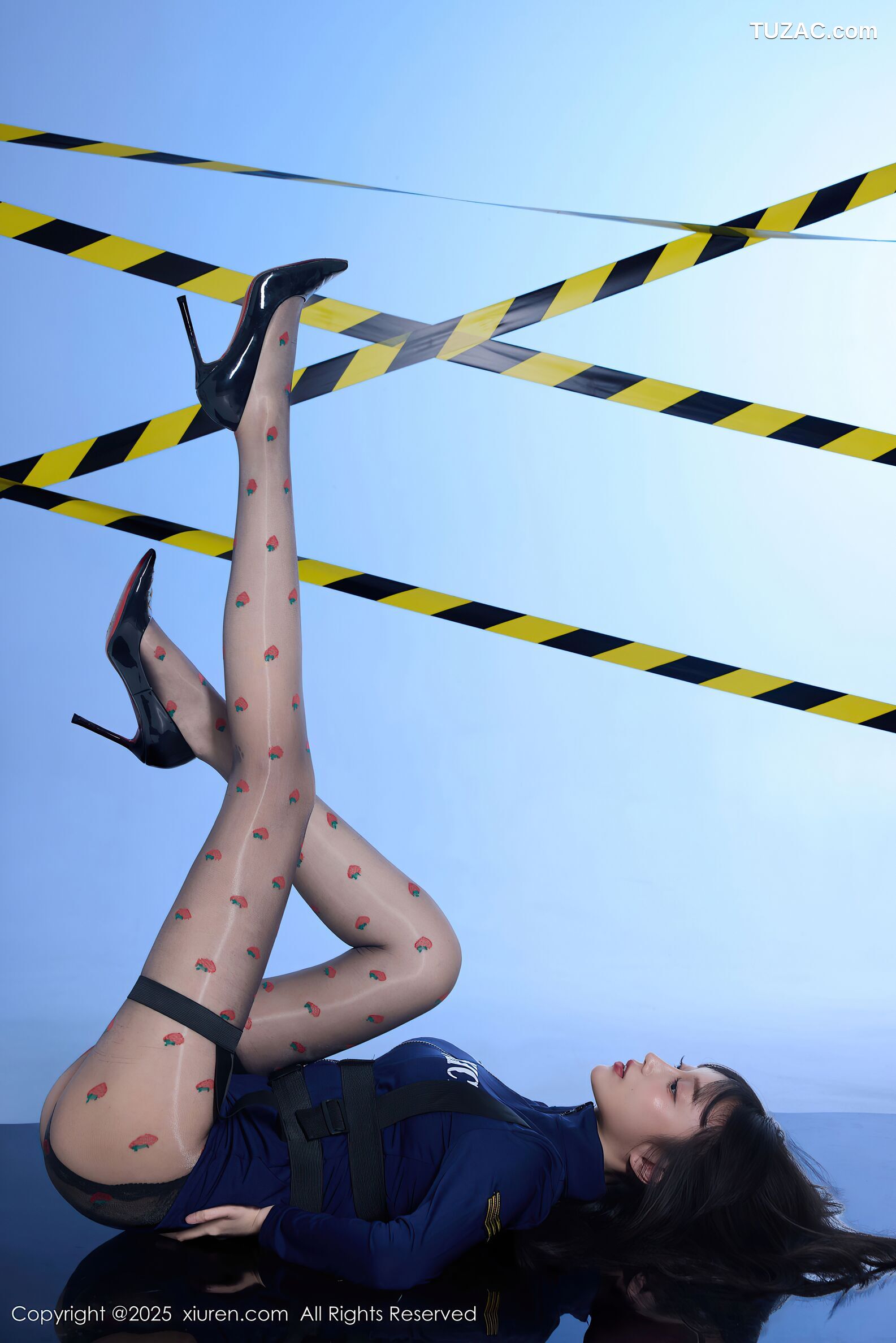XiuRen秀人网-10544-玥儿玥er-情趣深蓝色女警制服诱惑-2025.07.14