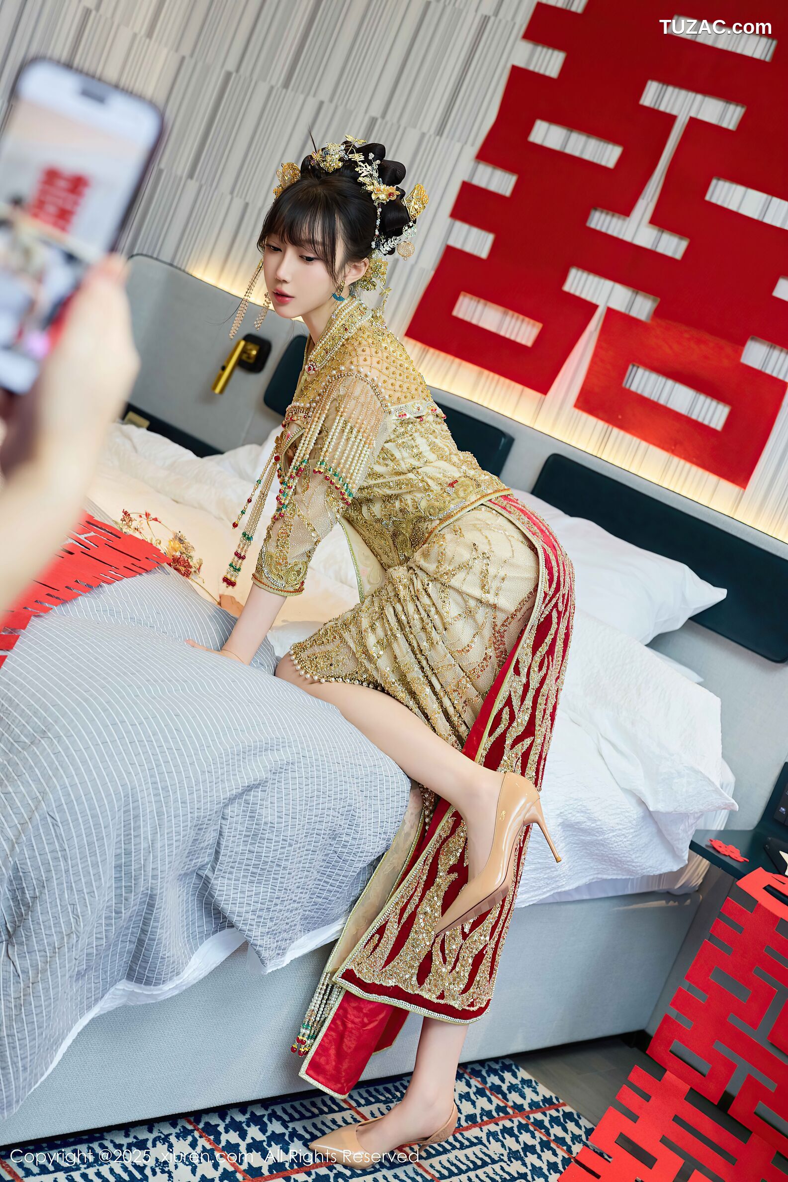 XiuRen秀人网-10567-玥儿玥er-金色新娘装诱惑-2025.07.21