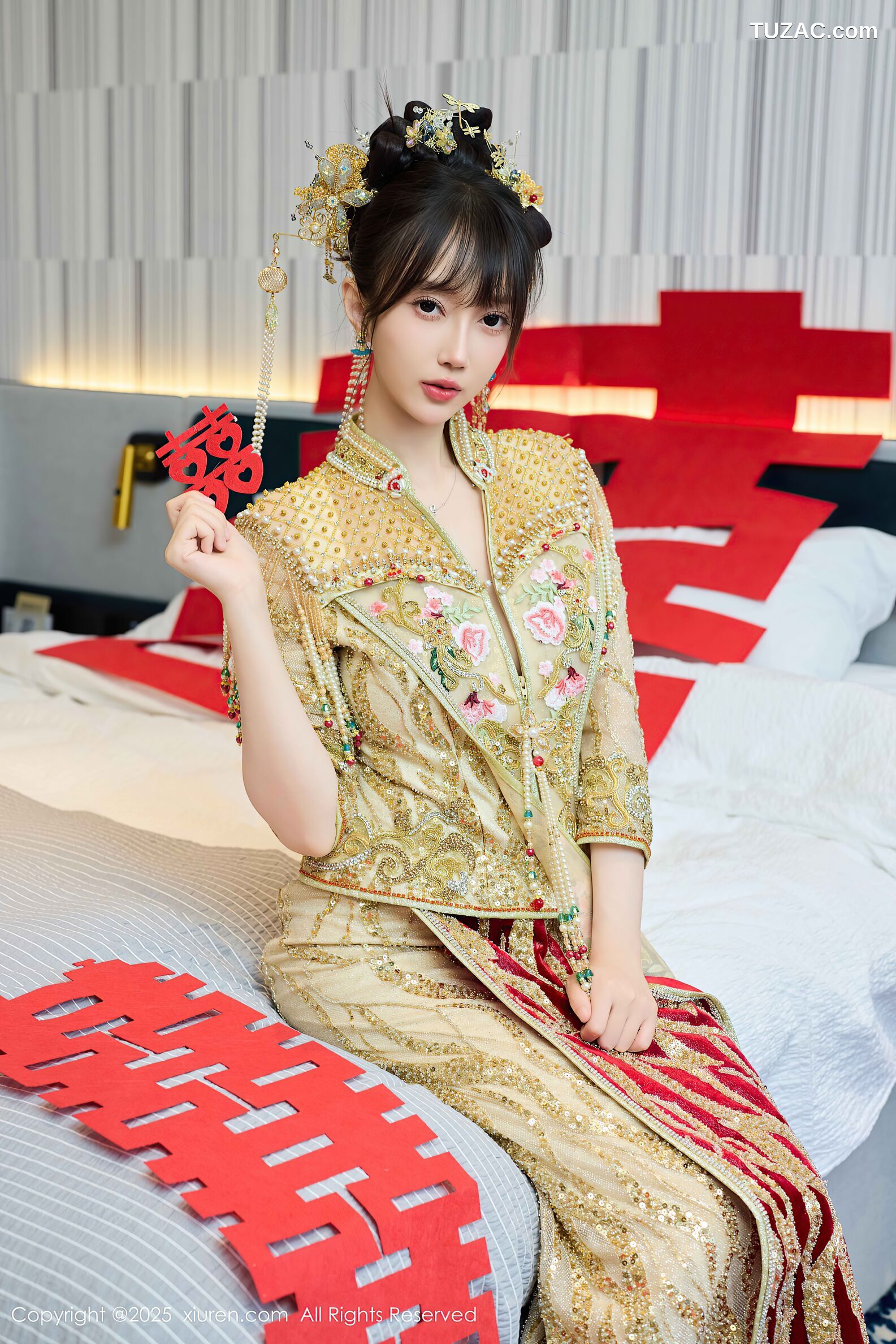 XiuRen秀人网-10567-玥儿玥er-金色新娘装诱惑-2025.07.21