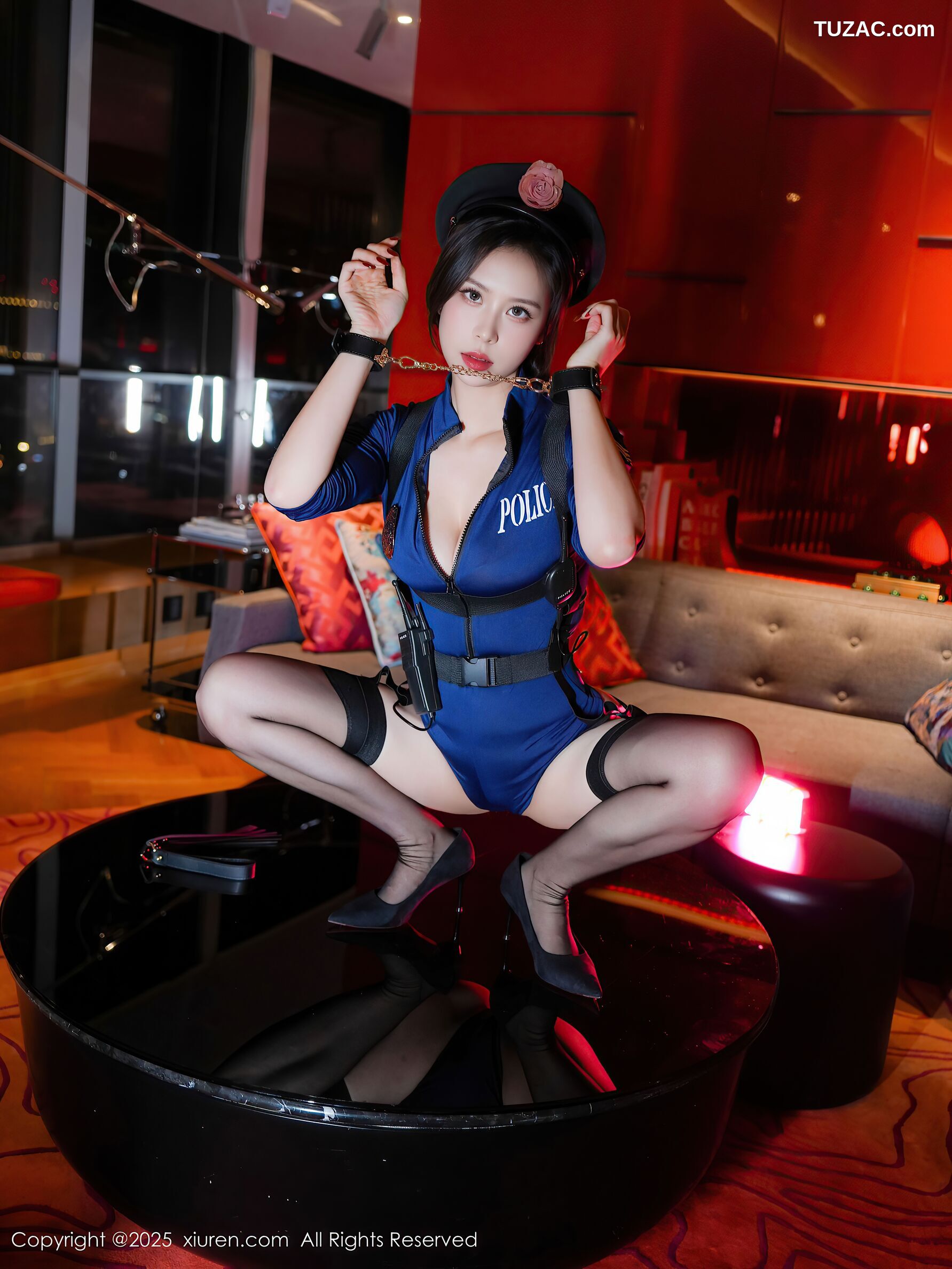 XiuRen秀人网-10569-玫瑰我爱你-情趣蓝色女警制服爆乳黑丝-2025.07.22