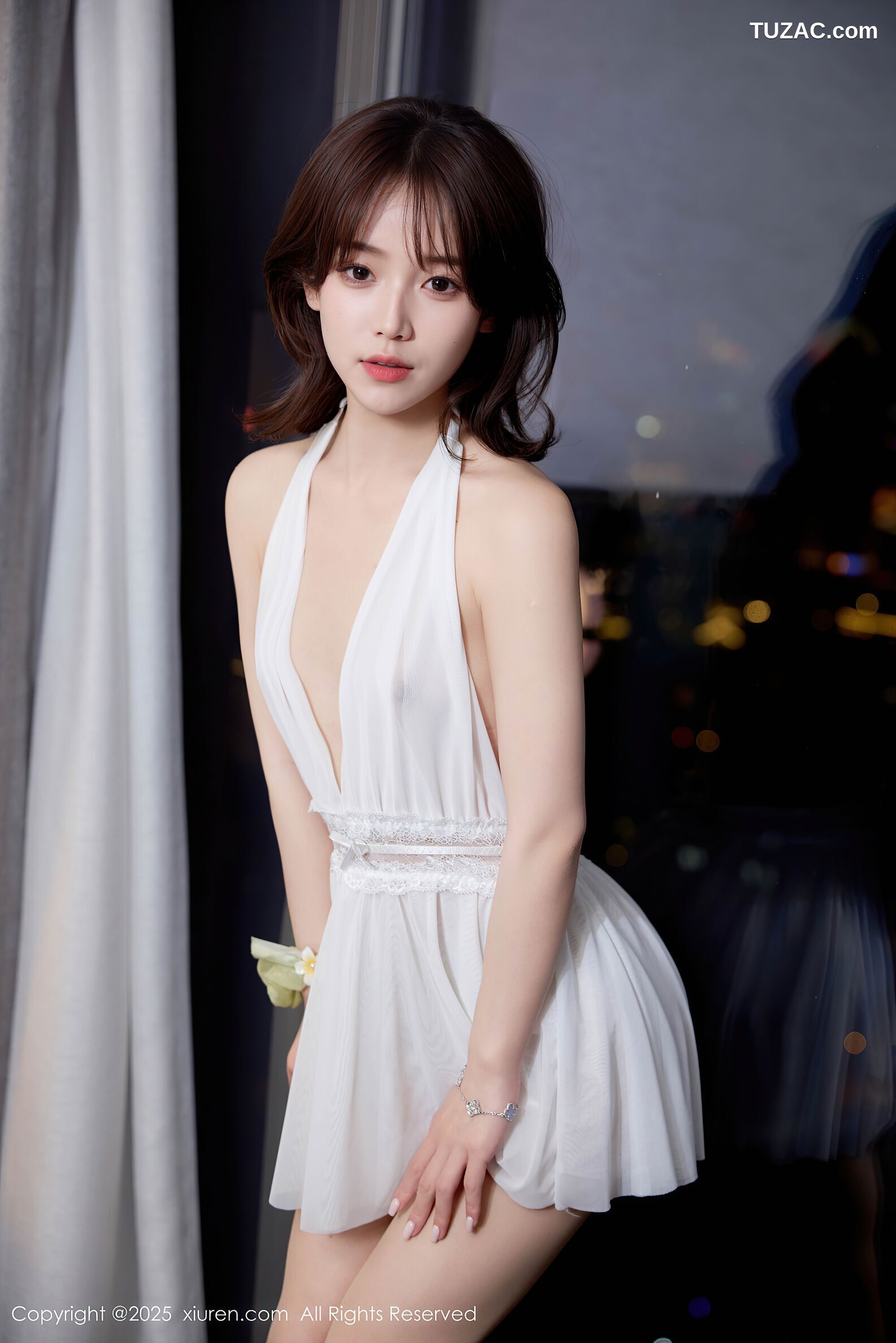 XiuRen秀人网-10584-汁汁-白色连衣短裙-2025.07.25
