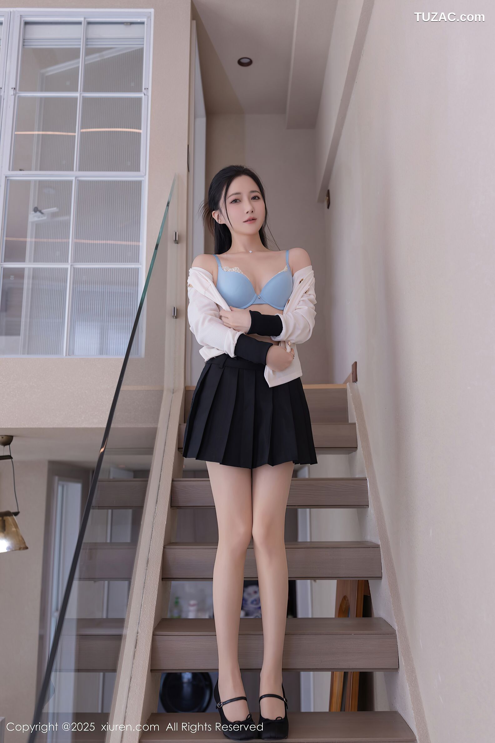 XiuRen秀人网-10615-鱼子酱Fish-白衬衫黑色短裙肉色丝袜-2025.08.01