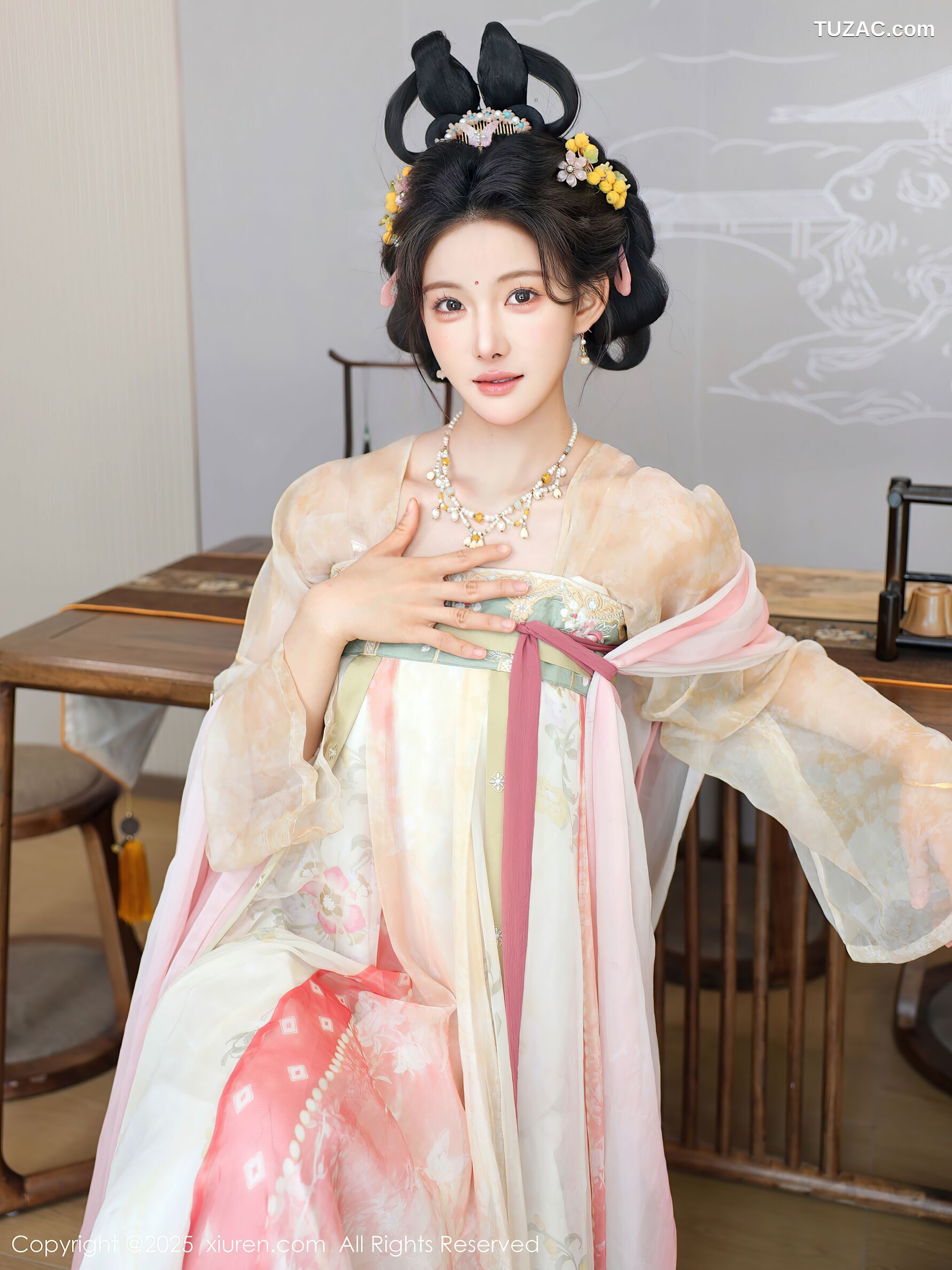 XiuRen秀人网-10645-梨霜儿-浅色古风汉服茶道-2025.08.13