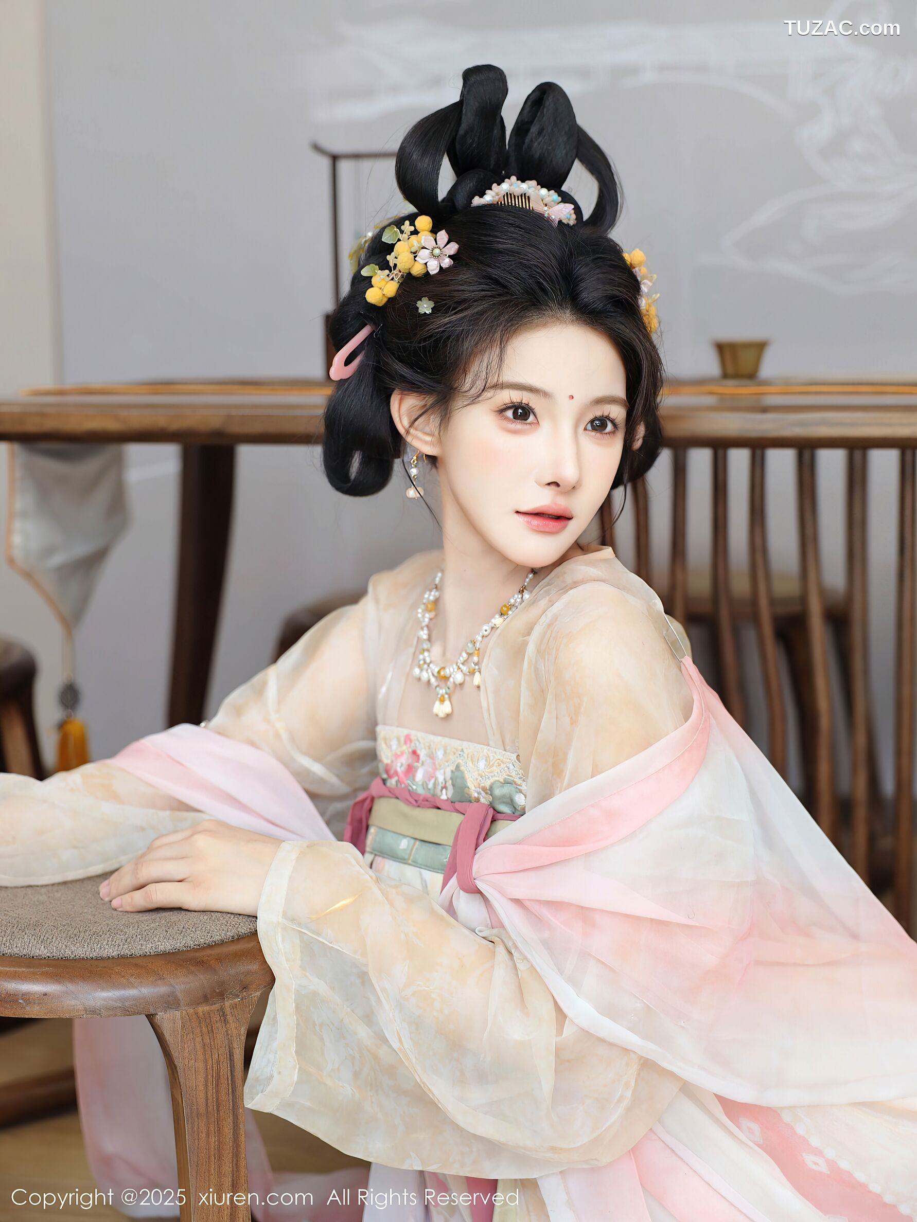 XiuRen秀人网-10645-梨霜儿-浅色古风汉服茶道-2025.08.13