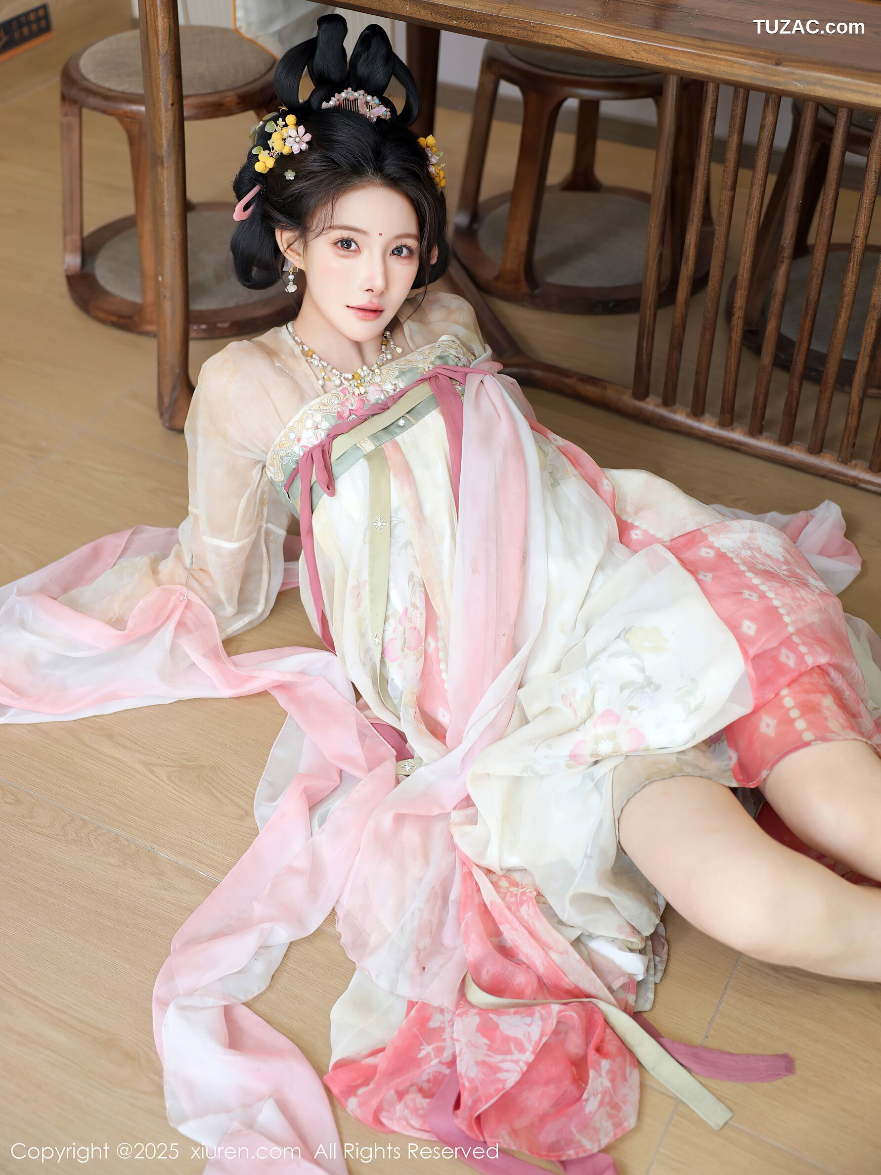 XiuRen秀人网-10645-梨霜儿-浅色古风汉服茶道-2025.08.13