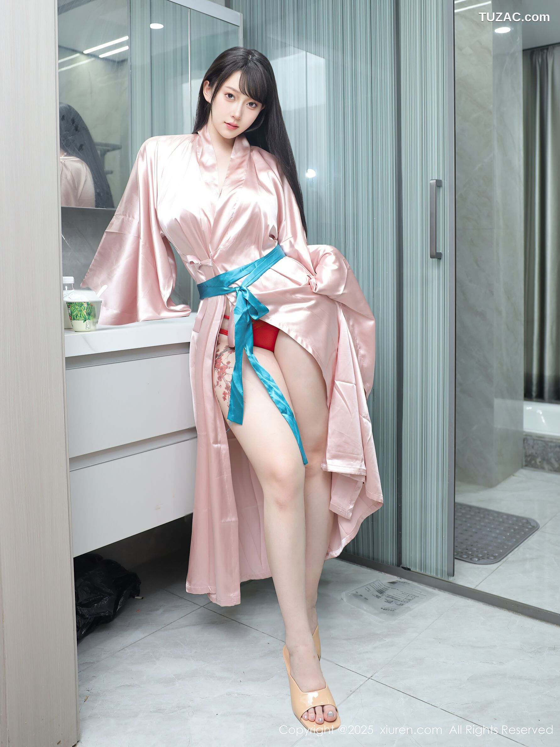 XiuRen秀人网-10724-李沁恩lrene-粉色浴袍情趣红内衣浴室场景-2025.09.03