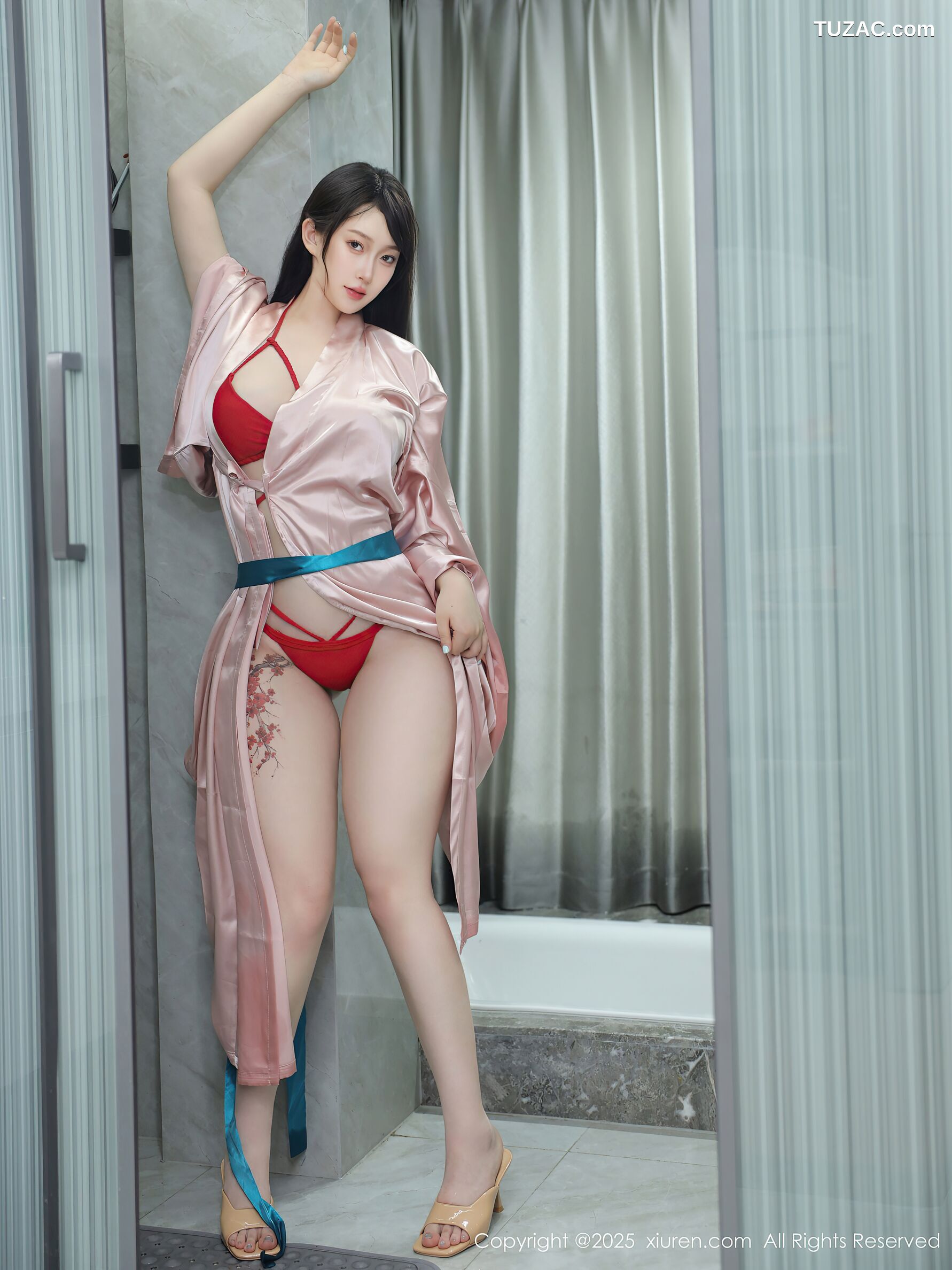 XiuRen秀人网-10724-李沁恩lrene-粉色浴袍情趣红内衣浴室场景-2025.09.03