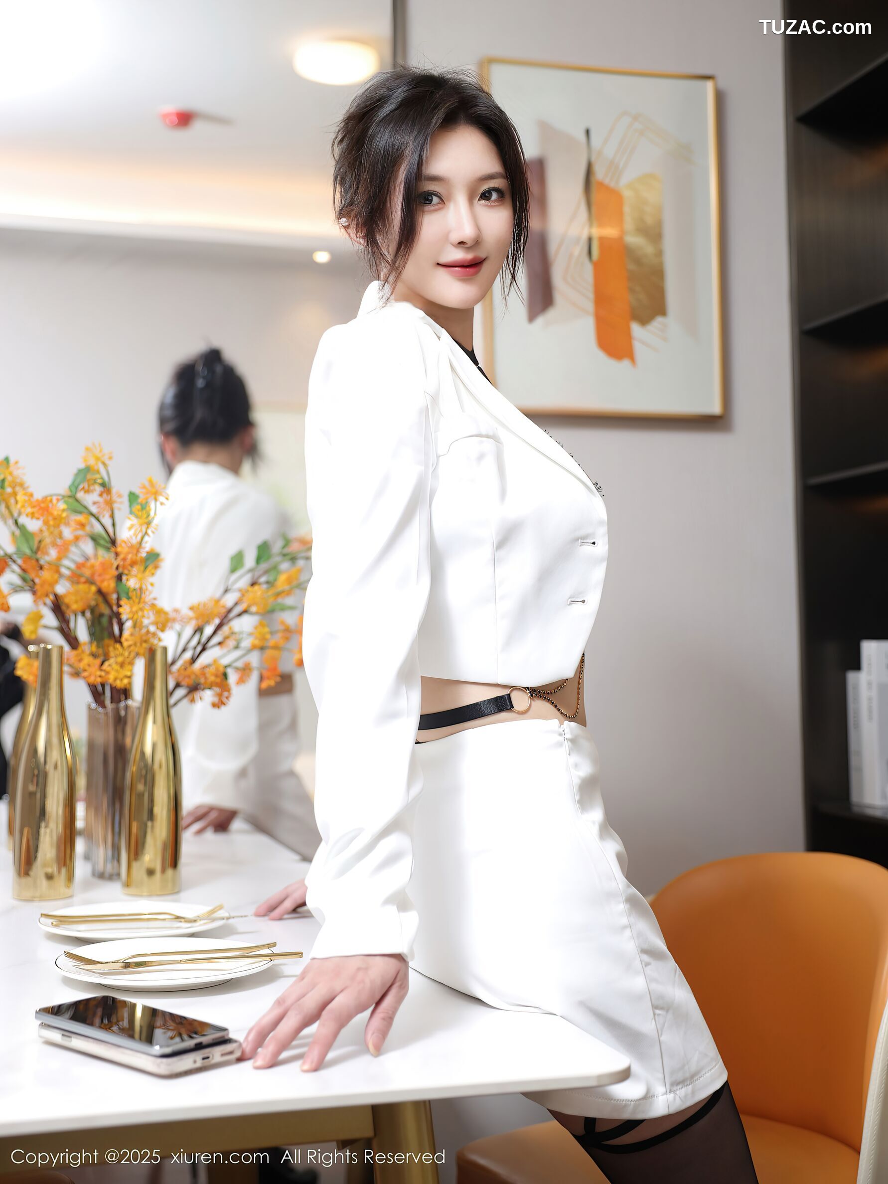 XiuRen秀人网-10727-苏一诺-白色西服裙装情趣黑内衣黑丝-2025.09.04