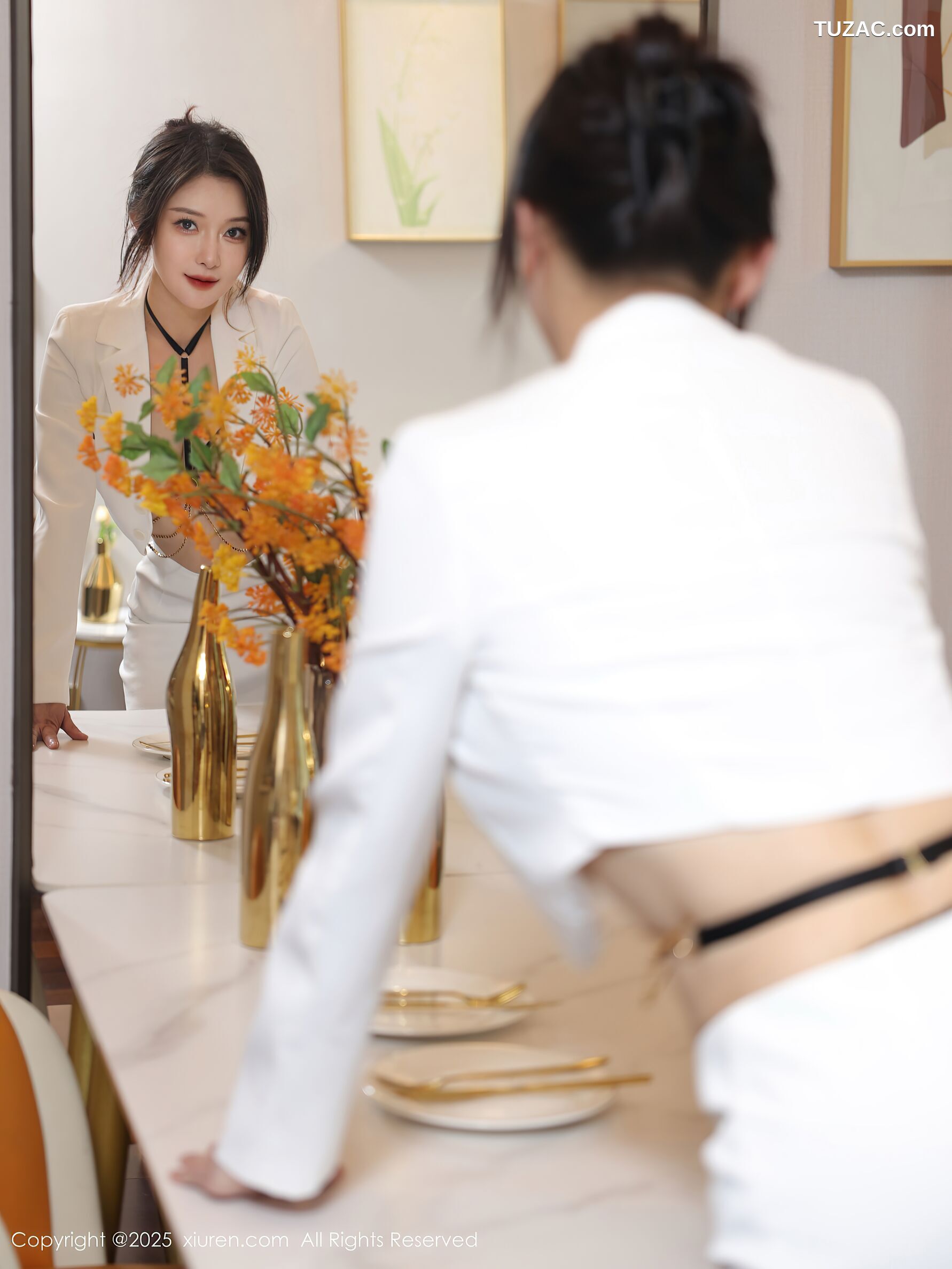 XiuRen秀人网-10727-苏一诺-白色西服裙装情趣黑内衣黑丝-2025.09.04