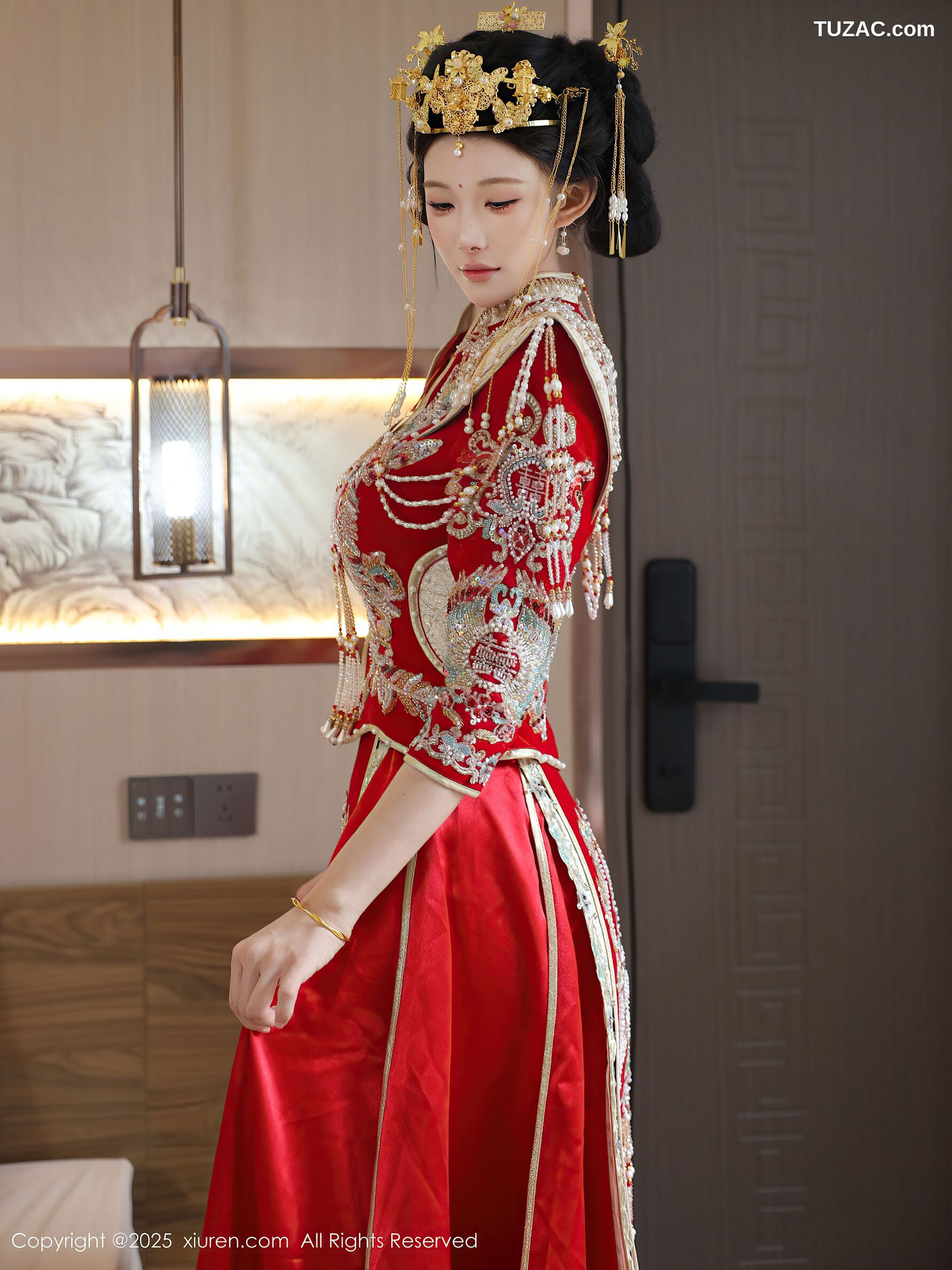 XiuRen秀人网-10742-梨霜儿-新娘红装红色内衣-2025.09.08