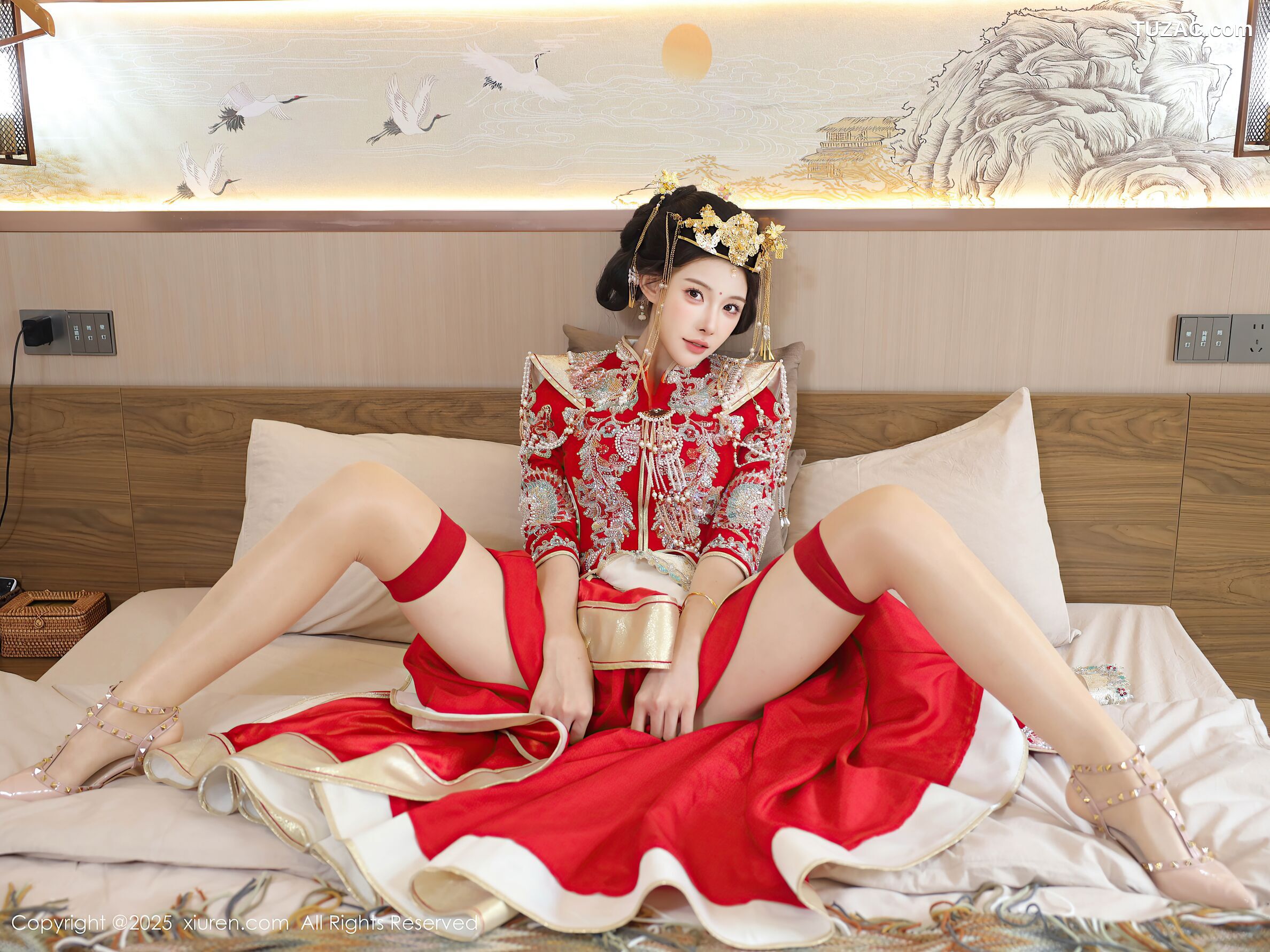 XiuRen秀人网-10742-梨霜儿-新娘红装红色内衣-2025.09.08