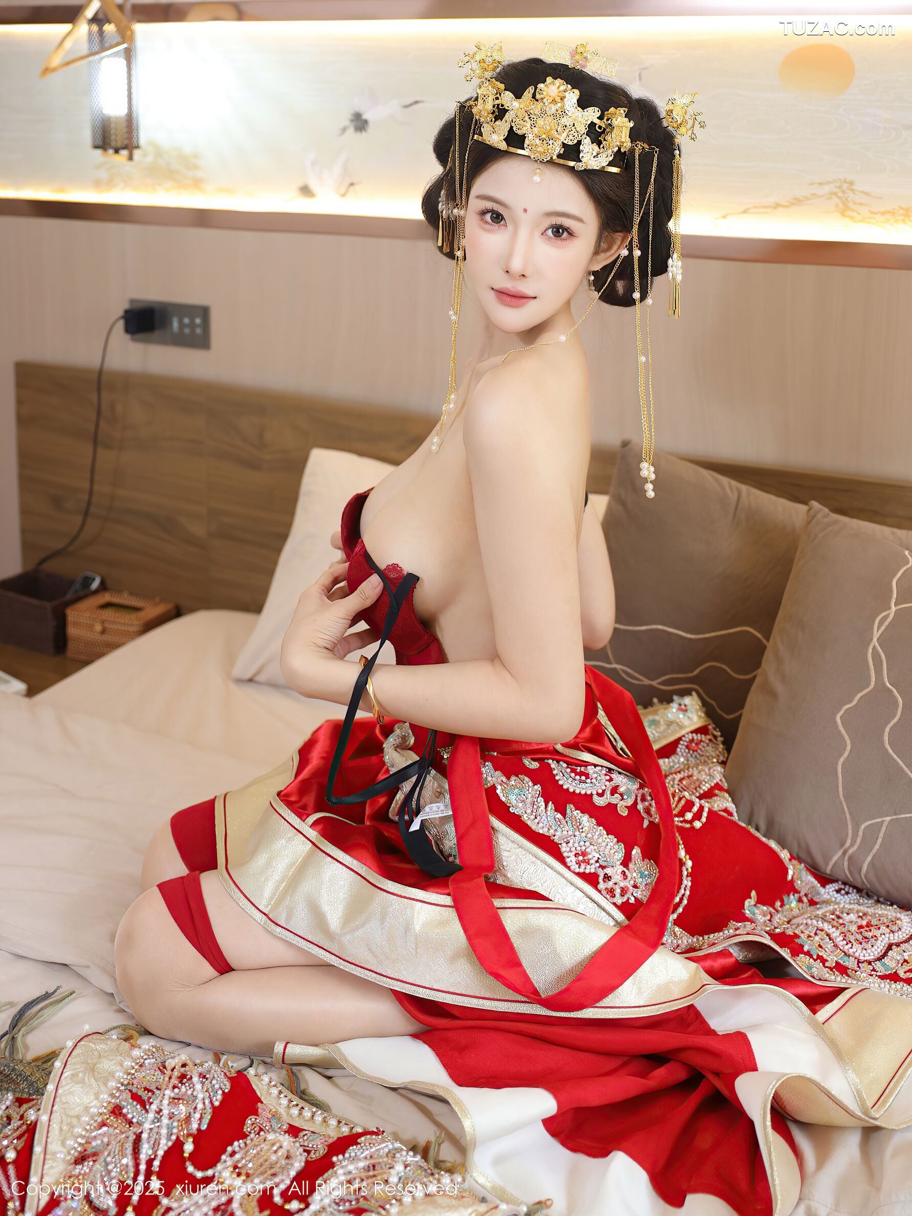 XiuRen秀人网-10742-梨霜儿-新娘红装红色内衣-2025.09.08