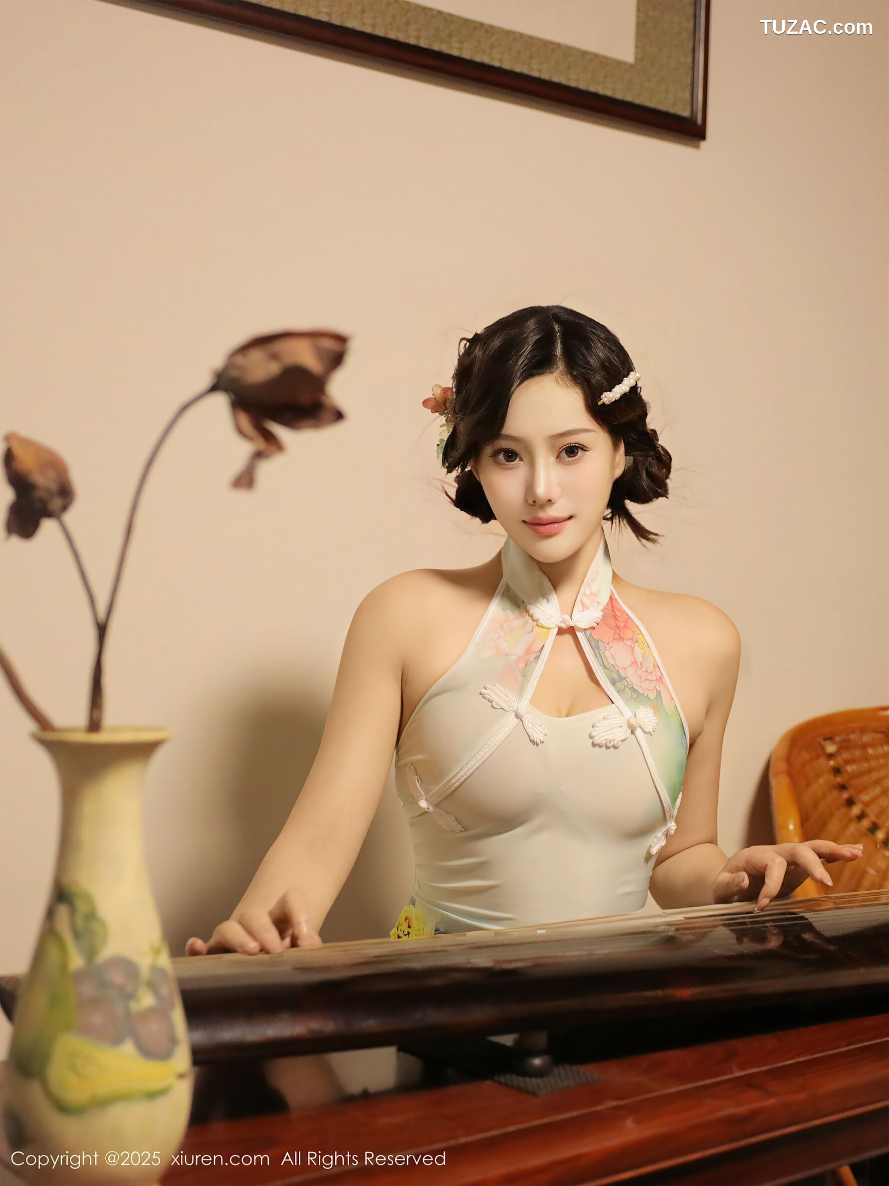 XiuRen秀人网-10749-莉莉安娜o-淡绿情趣旗袍-2025.09.10